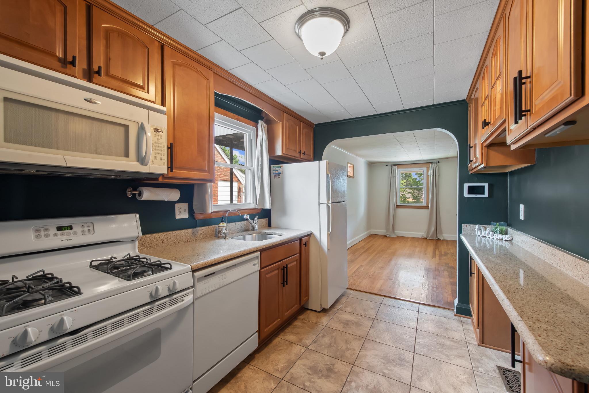 BALTIMORE HIGHLANDS/LANDSDOWNE - Residential Income