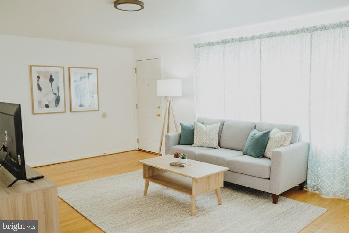 HUNTSMOOR VILLAGE NORTH - Residential