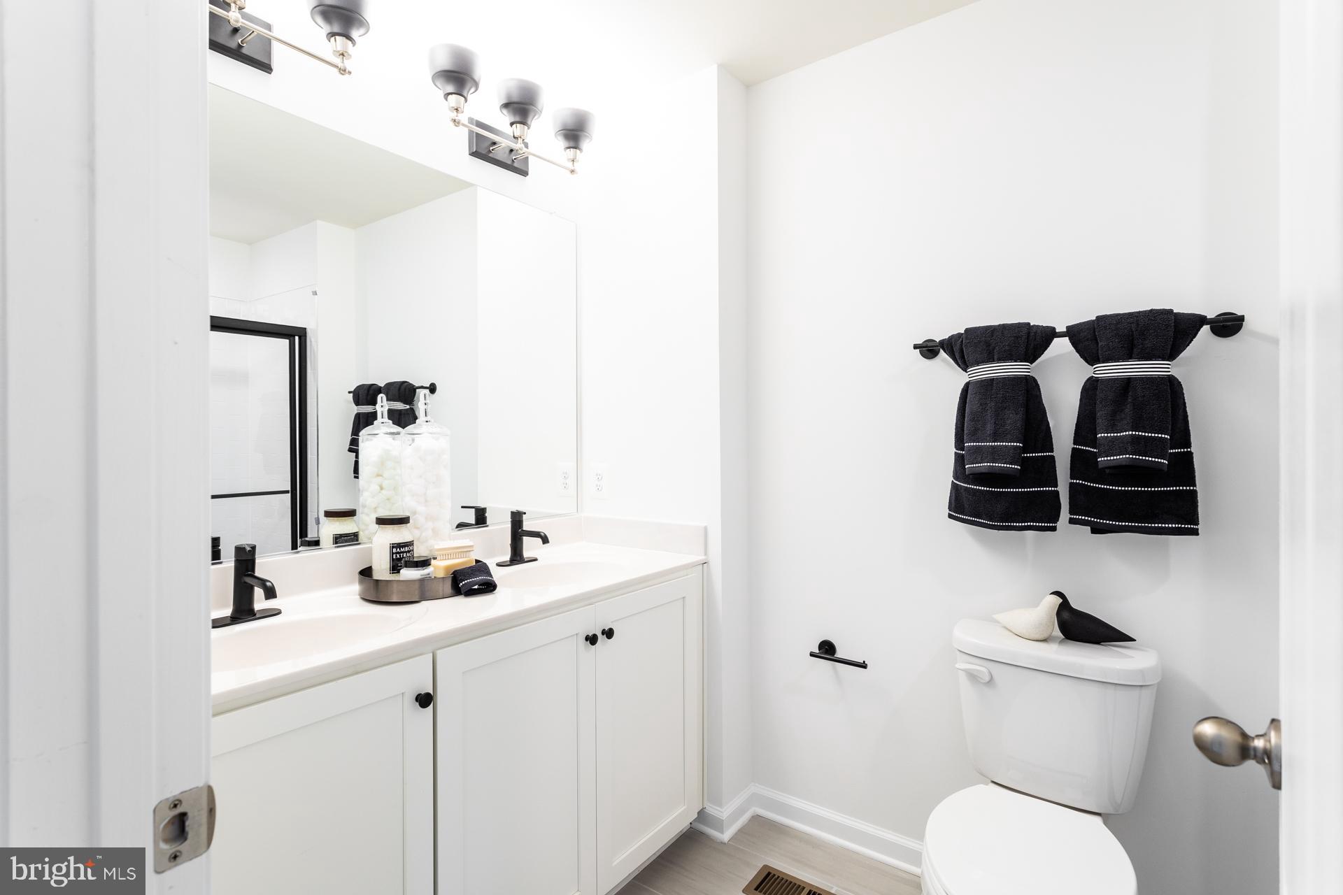 VILLAGES AT COURTHOUSE SQUARE - Residential