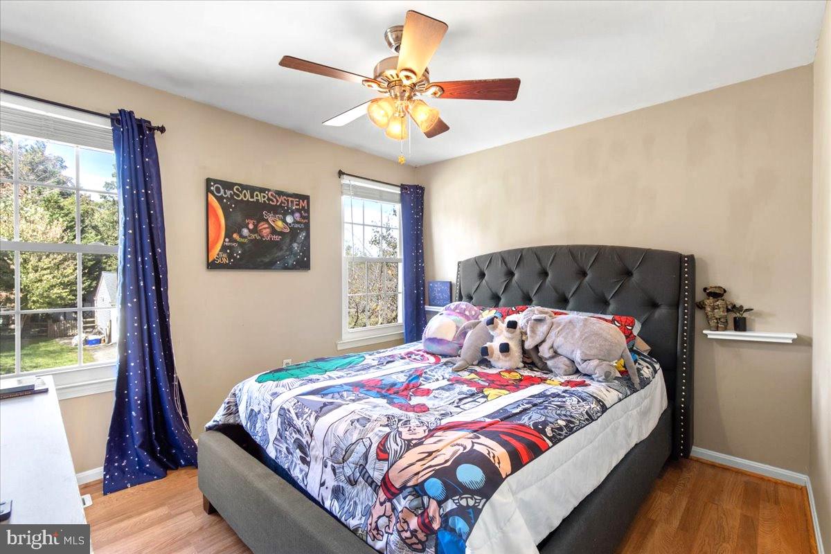 ST CHARLES HAMPSHIRE - Residential