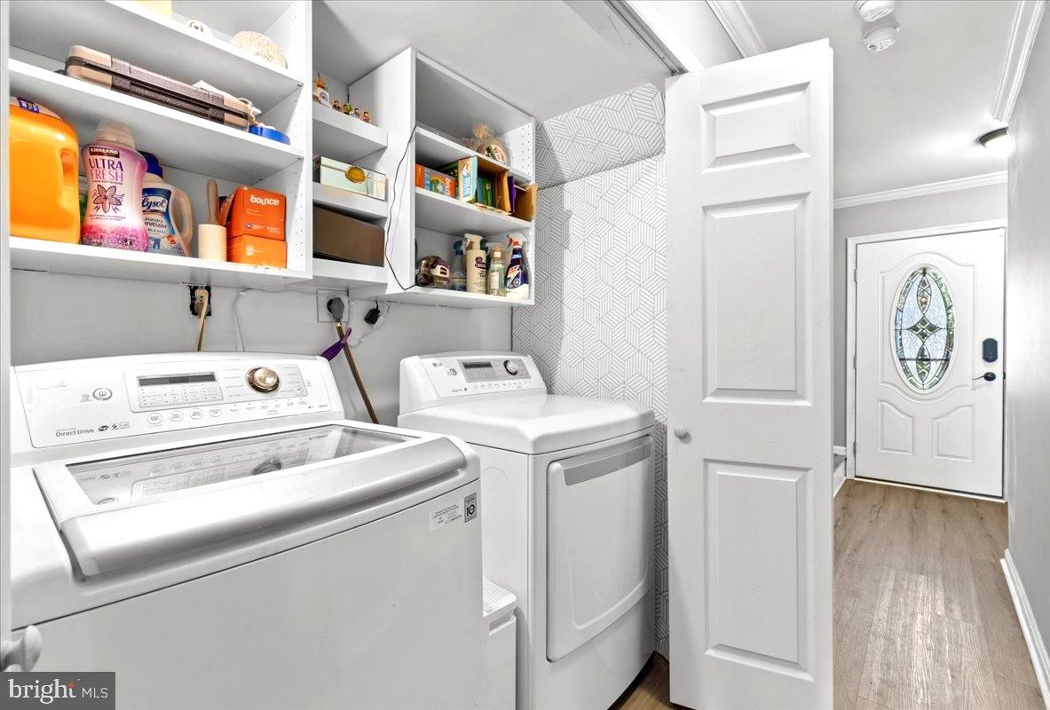 ST CHARLES HAMPSHIRE - Residential