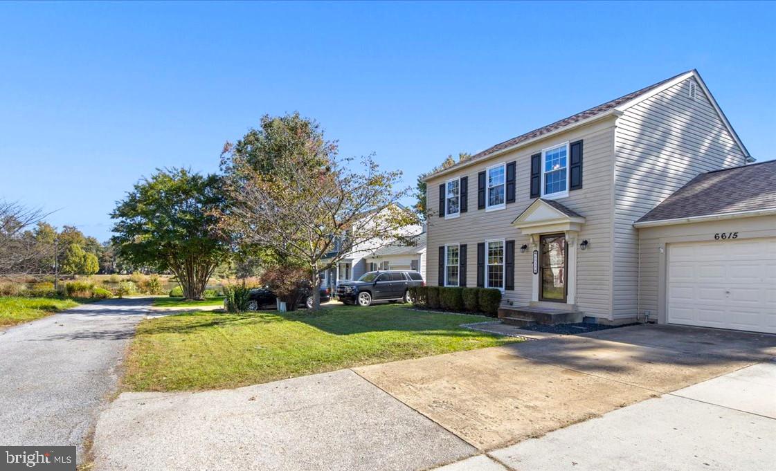 ST CHARLES HAMPSHIRE - Residential