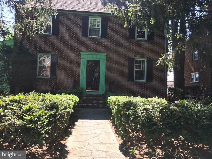 Beautiful home in historic Ashburton. Hardwood floors, Flagstone fireplace, partially finished attic, finished basement. Needs updating but great bones, fenced in yard.