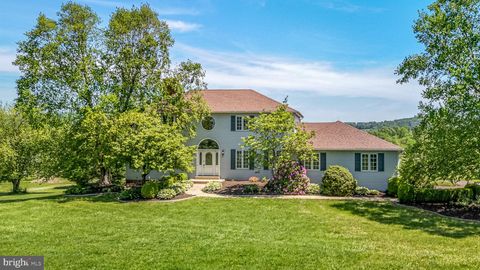 337 GRIST MILL ROAD BOYERTOWN PA 19512