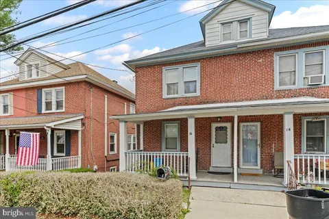 16 New Road, Aston, PA MLS: PADE2088230