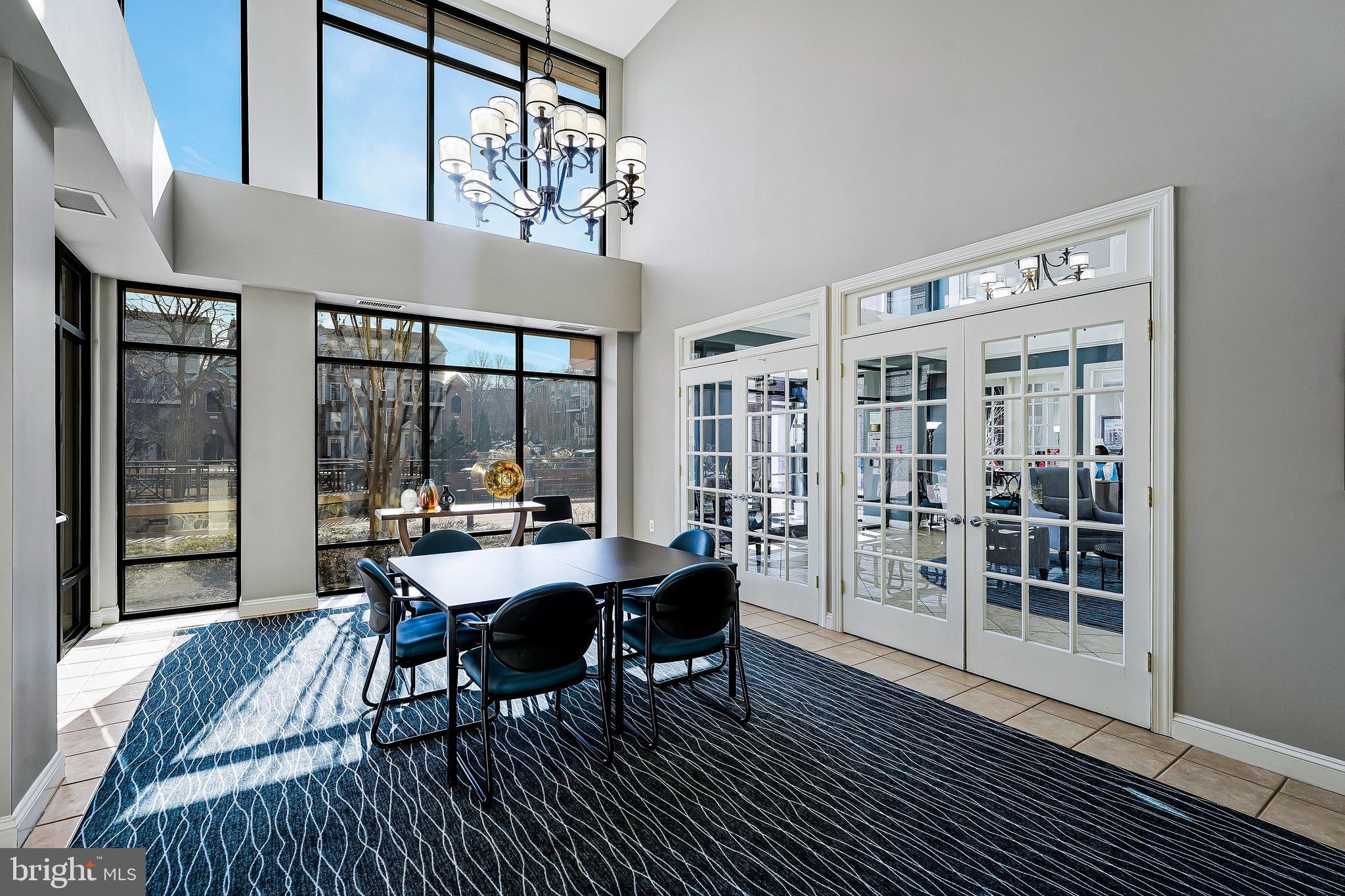 PROVIDENCE SQUARE - Residential