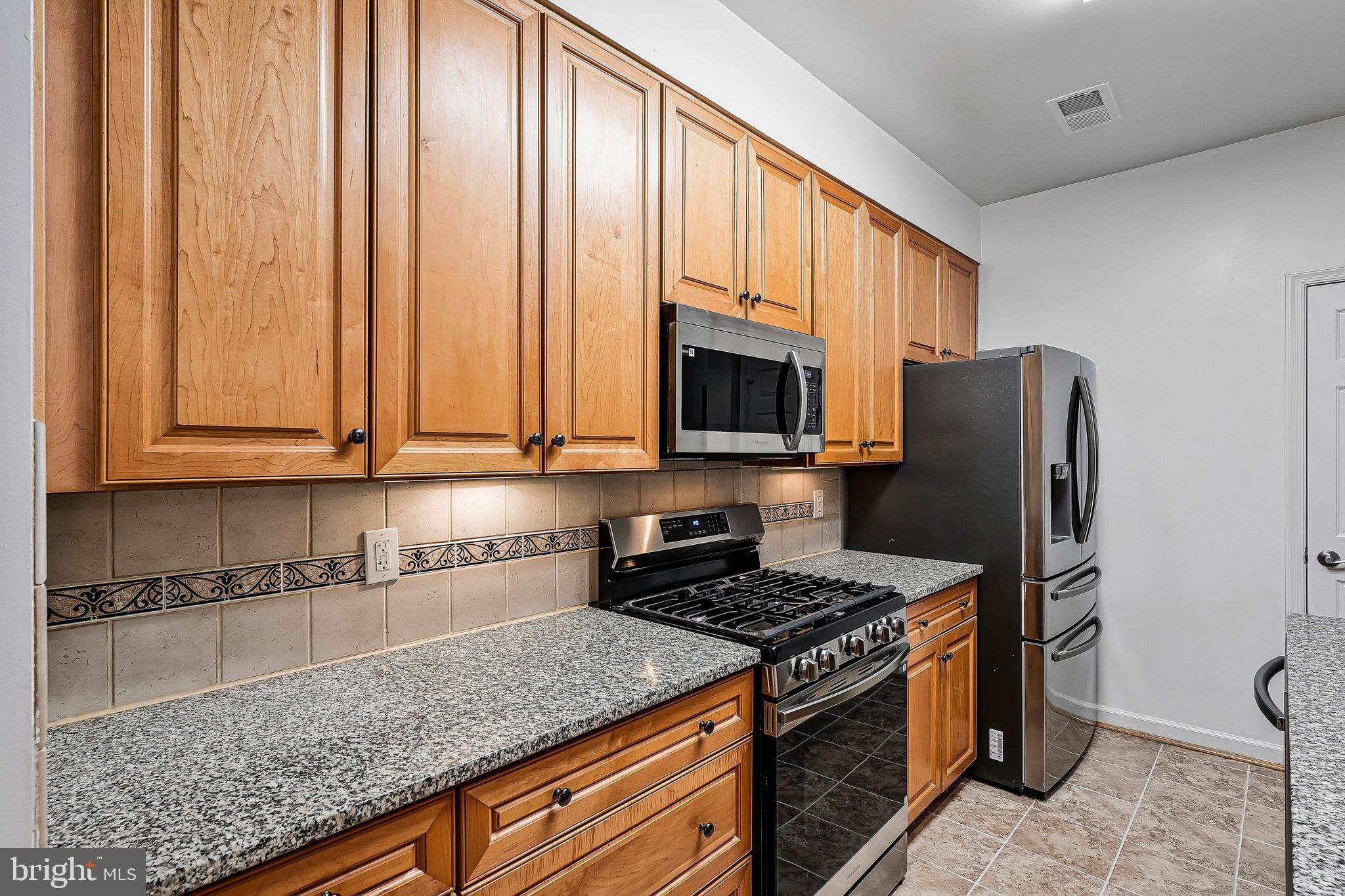 PROVIDENCE SQUARE - Residential