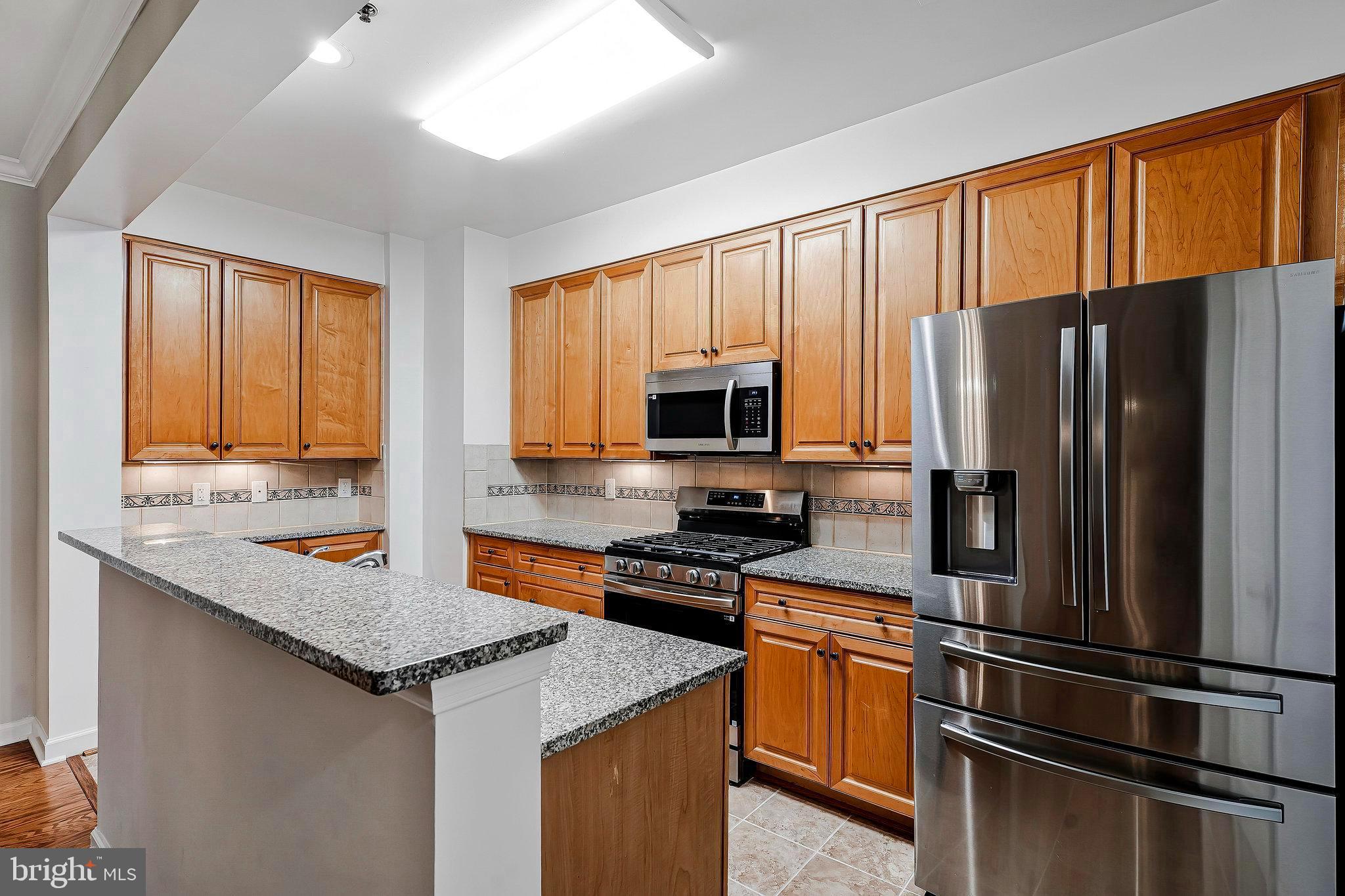 PROVIDENCE SQUARE - Residential