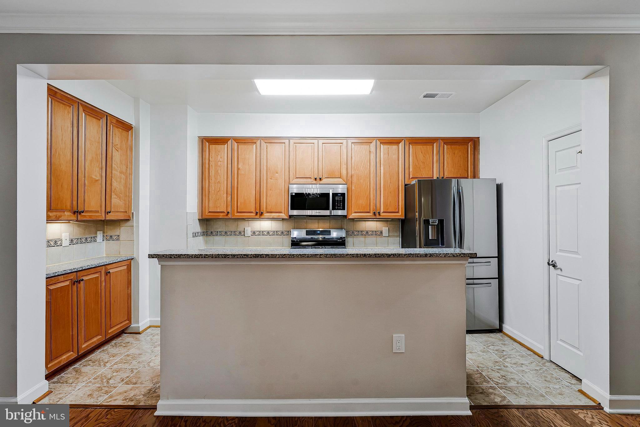 PROVIDENCE SQUARE - Residential