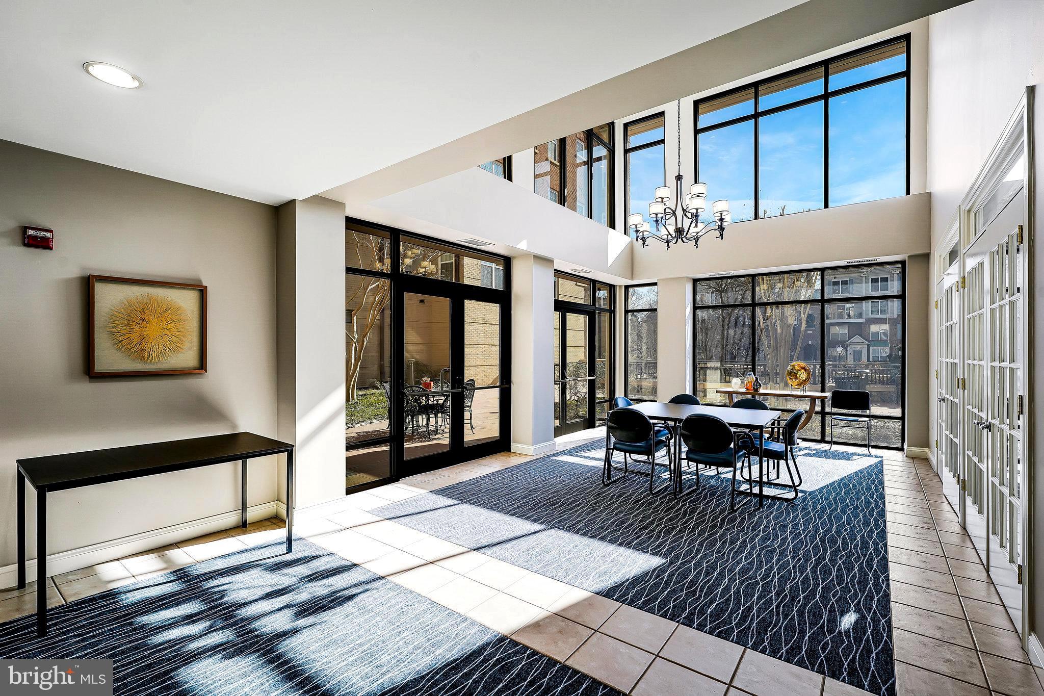 PROVIDENCE SQUARE - Residential