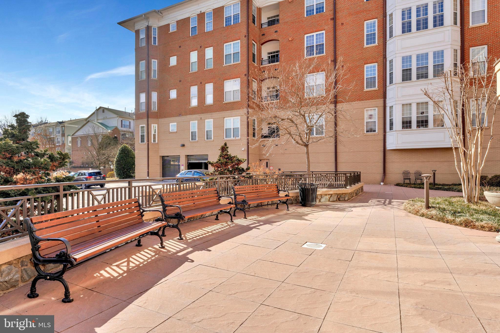 PROVIDENCE SQUARE - Residential