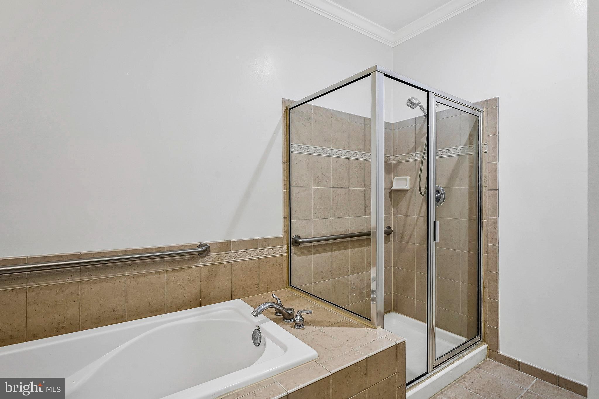 PROVIDENCE SQUARE - Residential