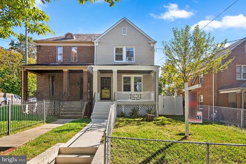 Featured picture for the property DCDC2116828