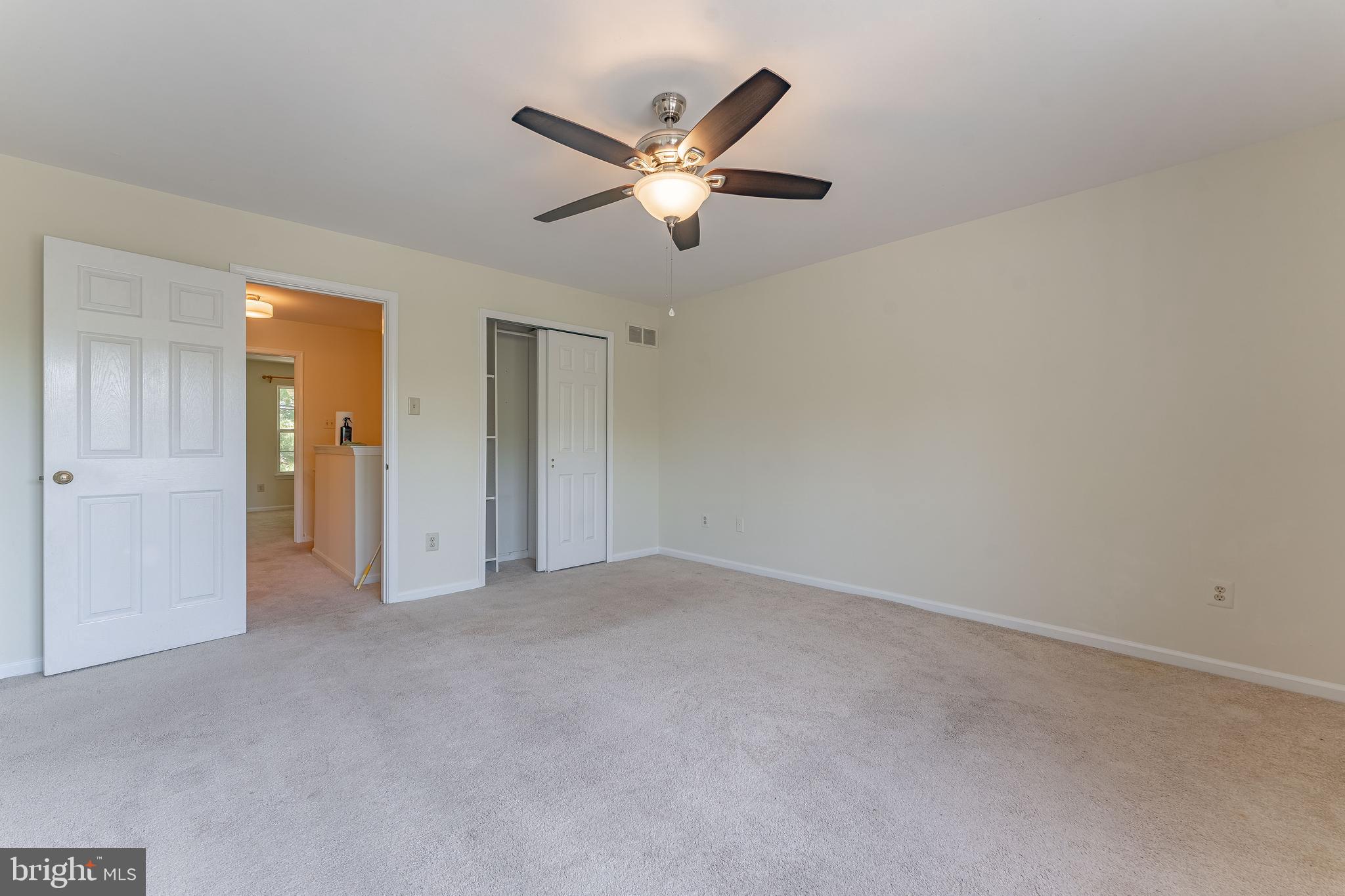 THORNHILL - Residential