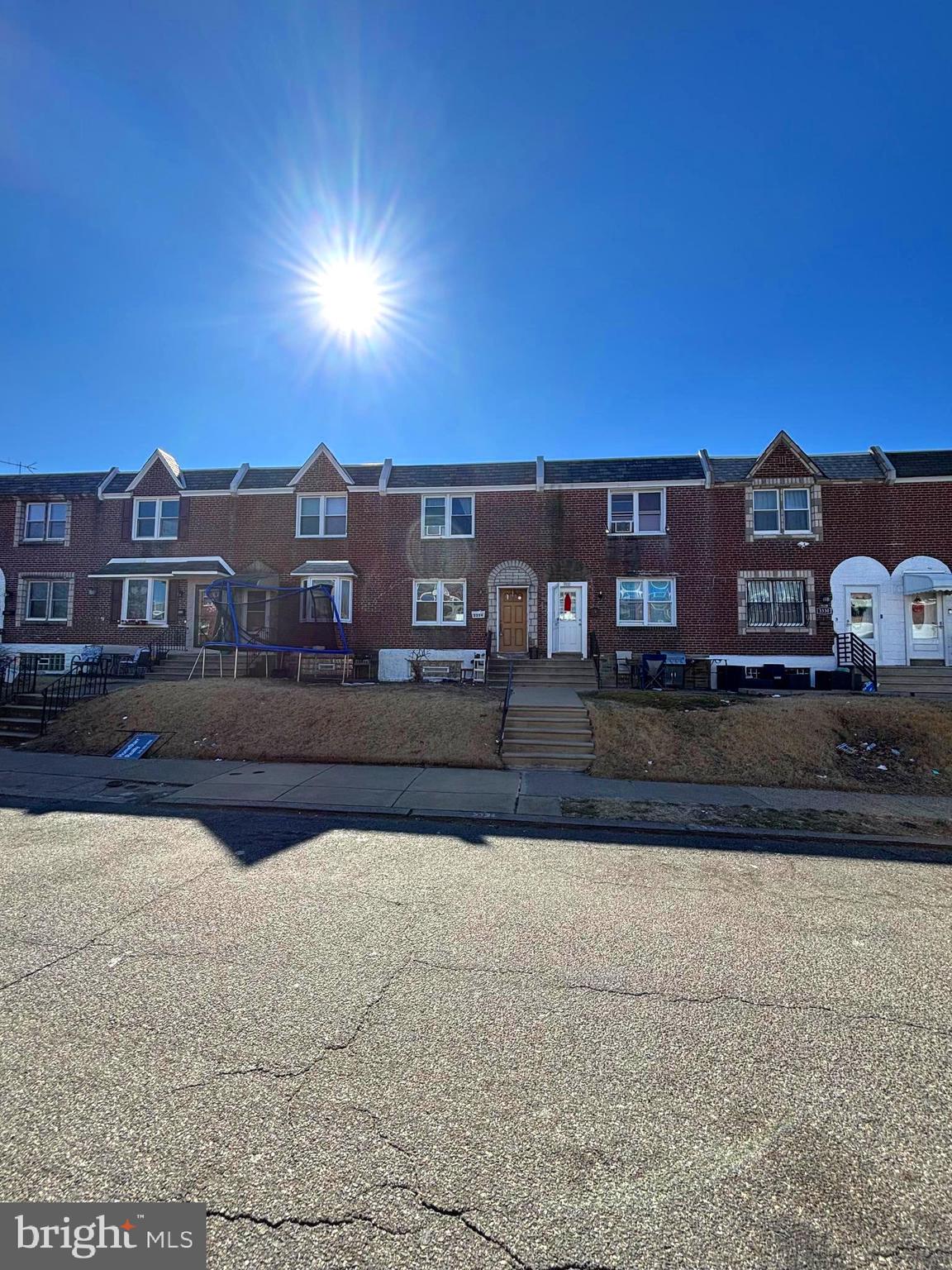 MAYFAIR - Residential