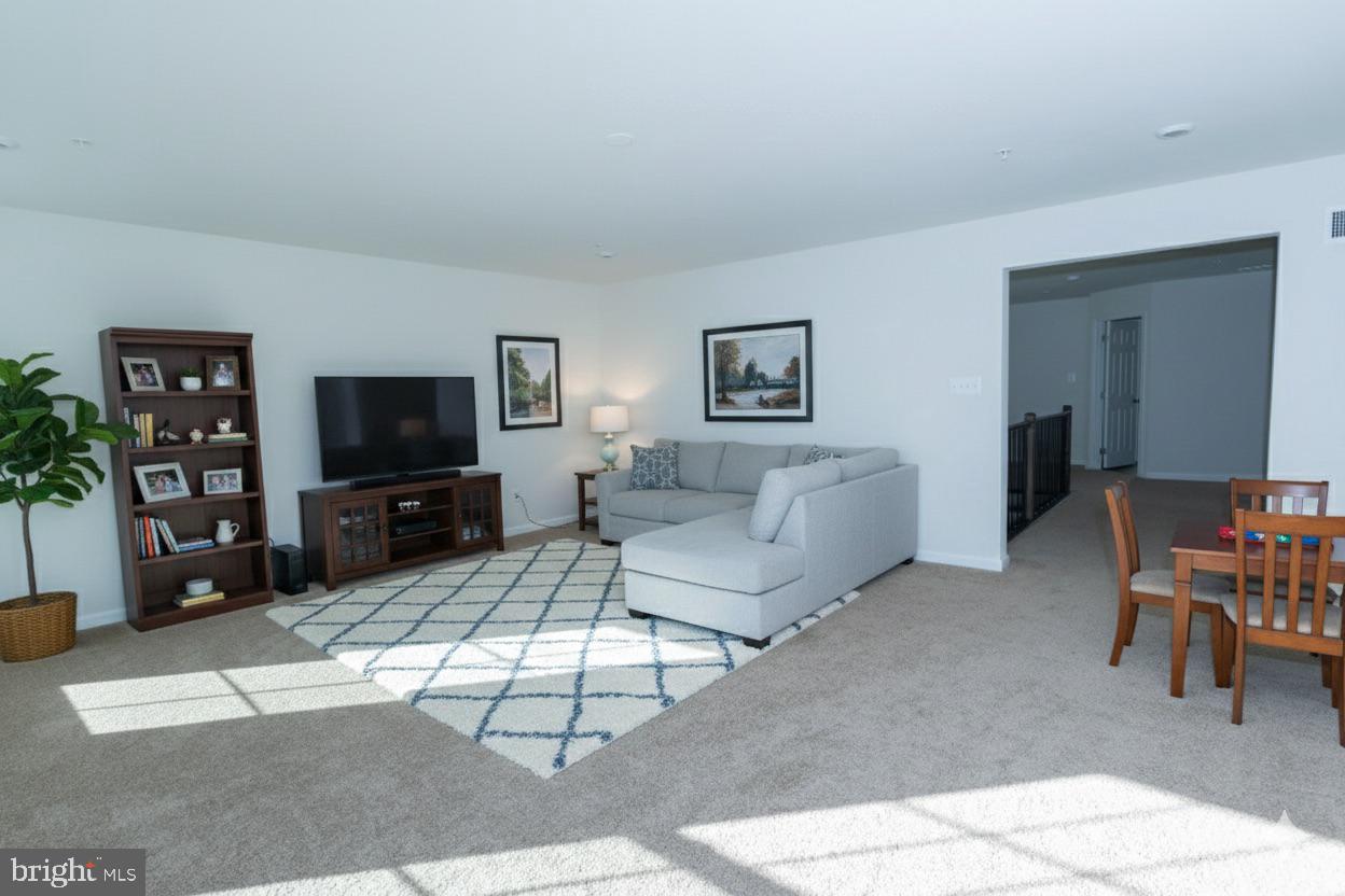 KELLERTON - Residential Lease