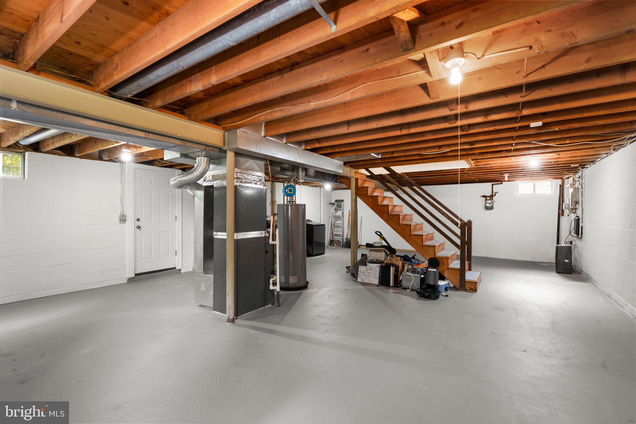 WOODBRIDGE VALLEY - Residential