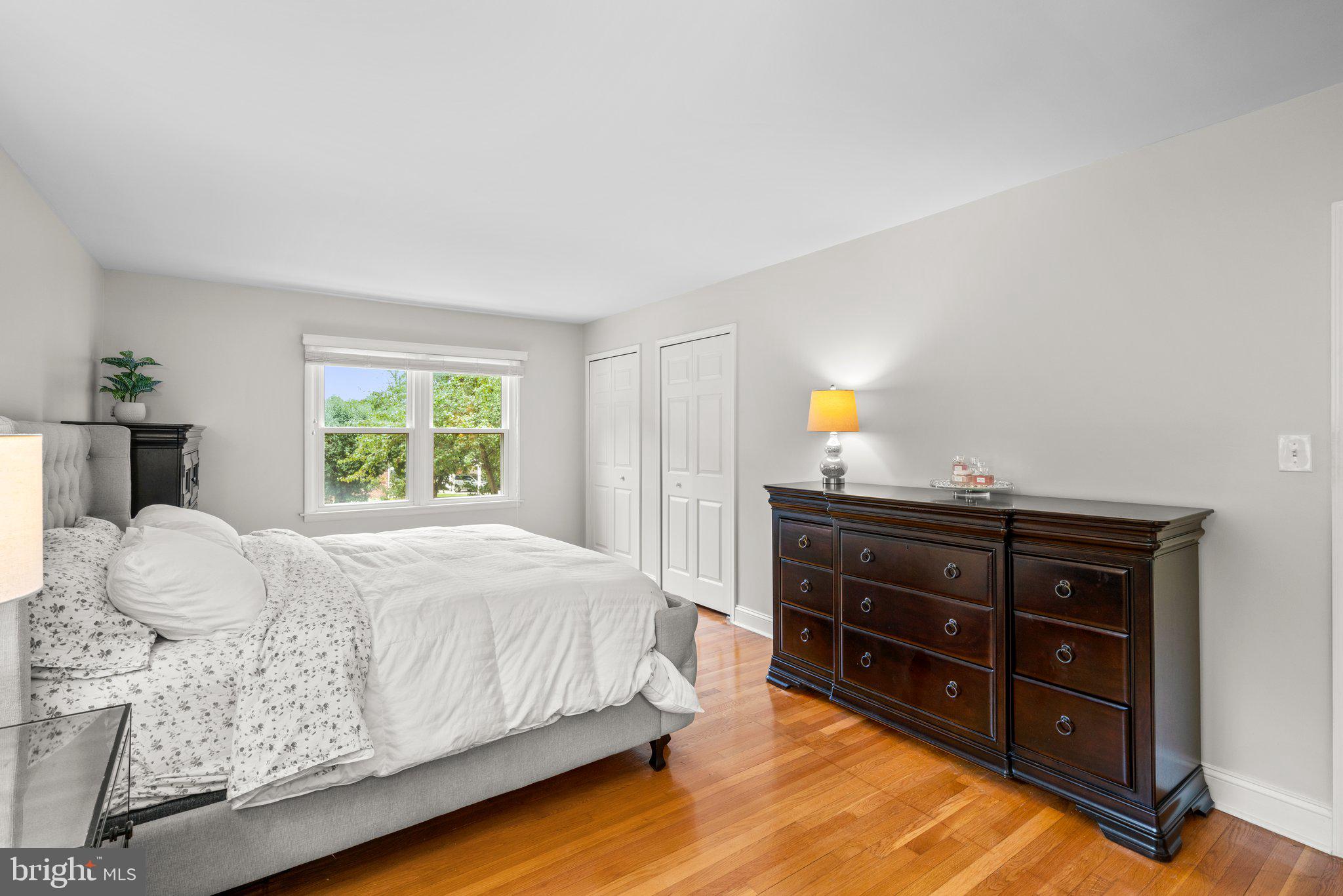 WOODBRIDGE VALLEY - Residential