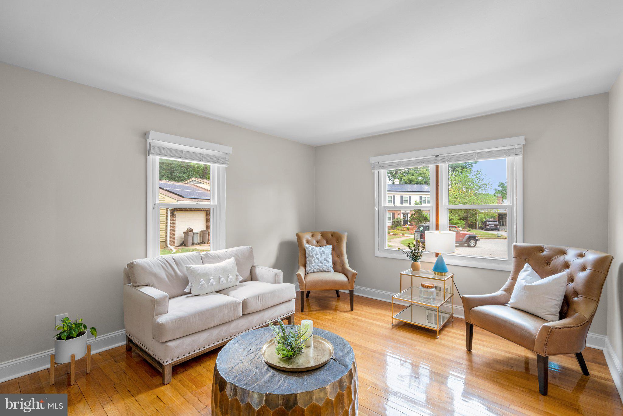 WOODBRIDGE VALLEY - Residential