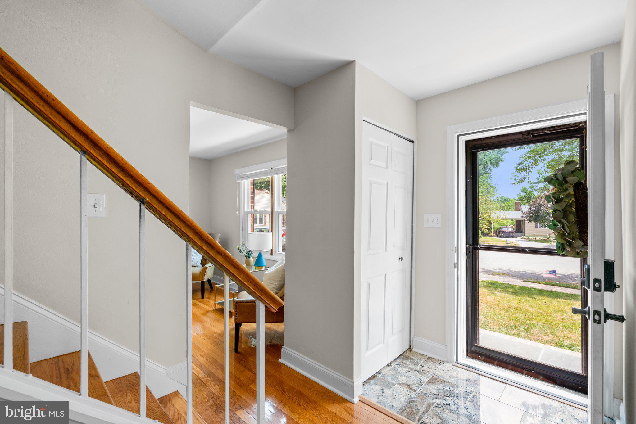 WOODBRIDGE VALLEY - Residential