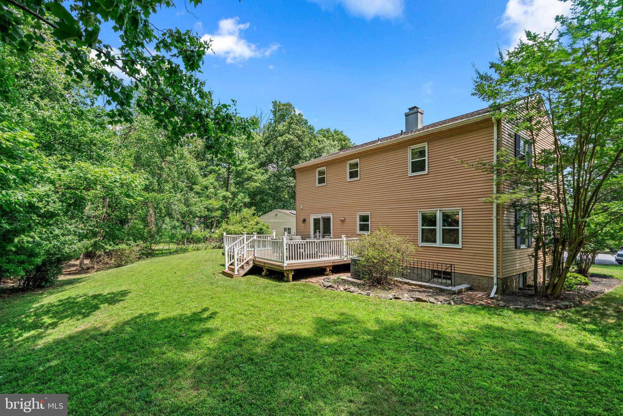 WOODBRIDGE VALLEY - Residential