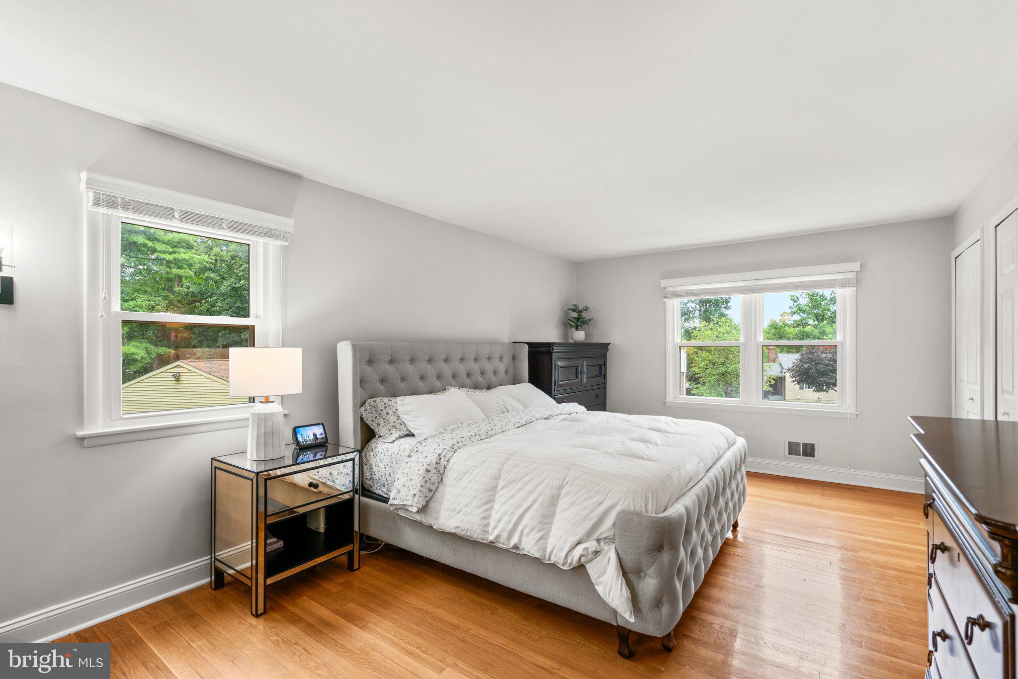 WOODBRIDGE VALLEY - Residential