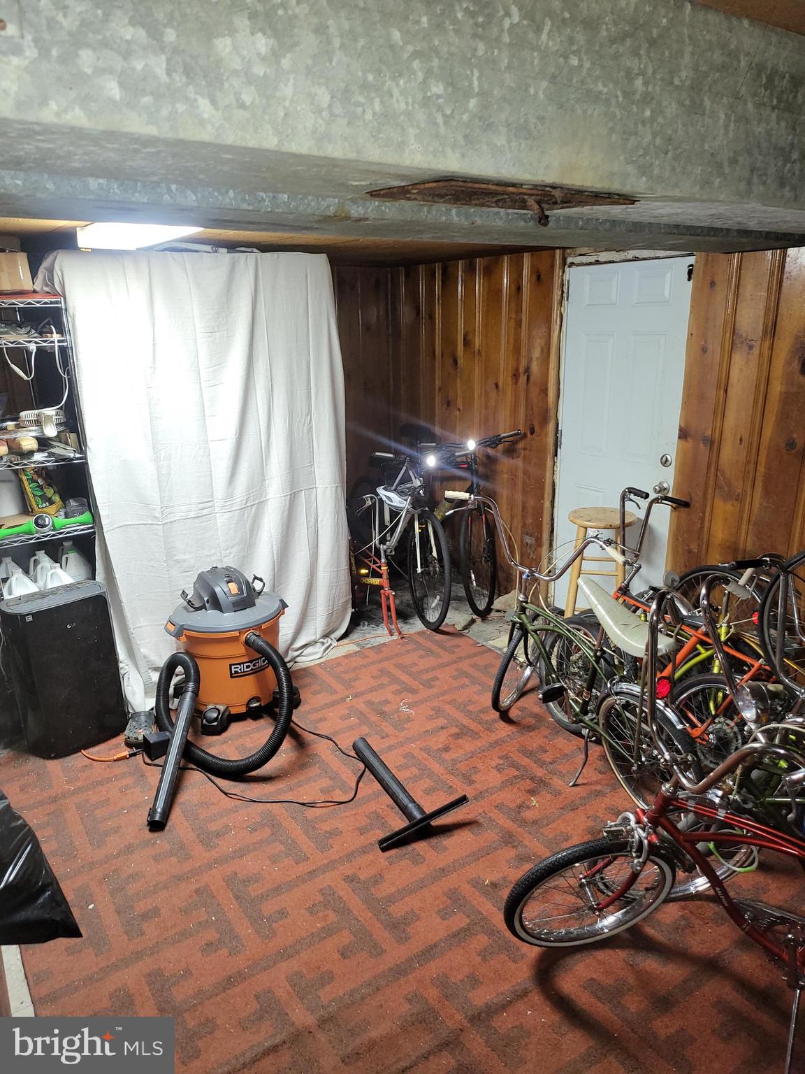 GLASSMANOR - Residential