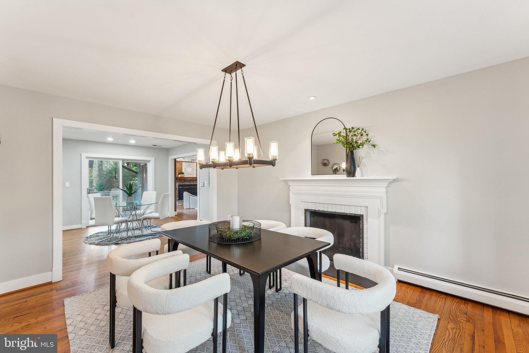 BREEZEWOOD - Residential