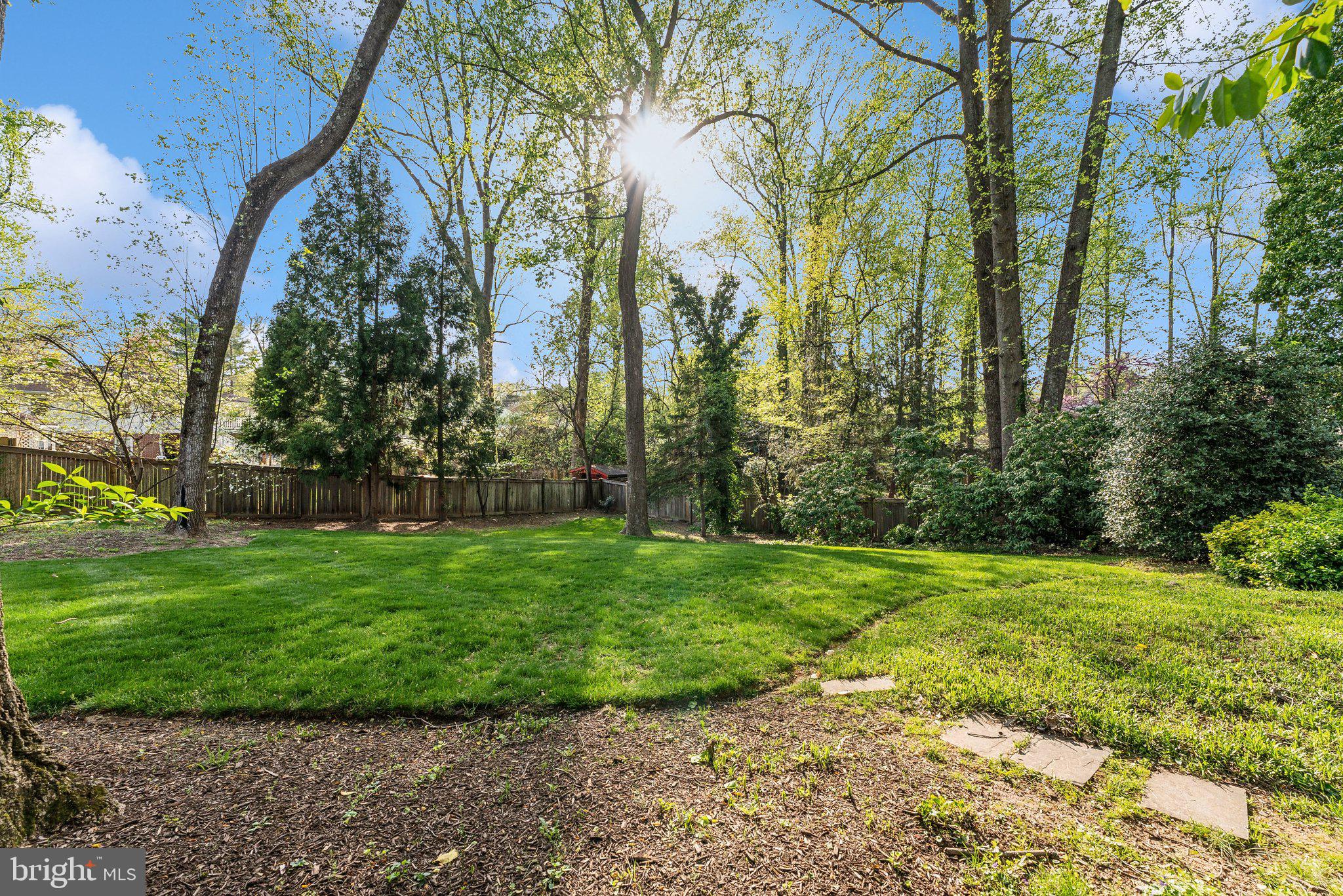 BREEZEWOOD - Residential