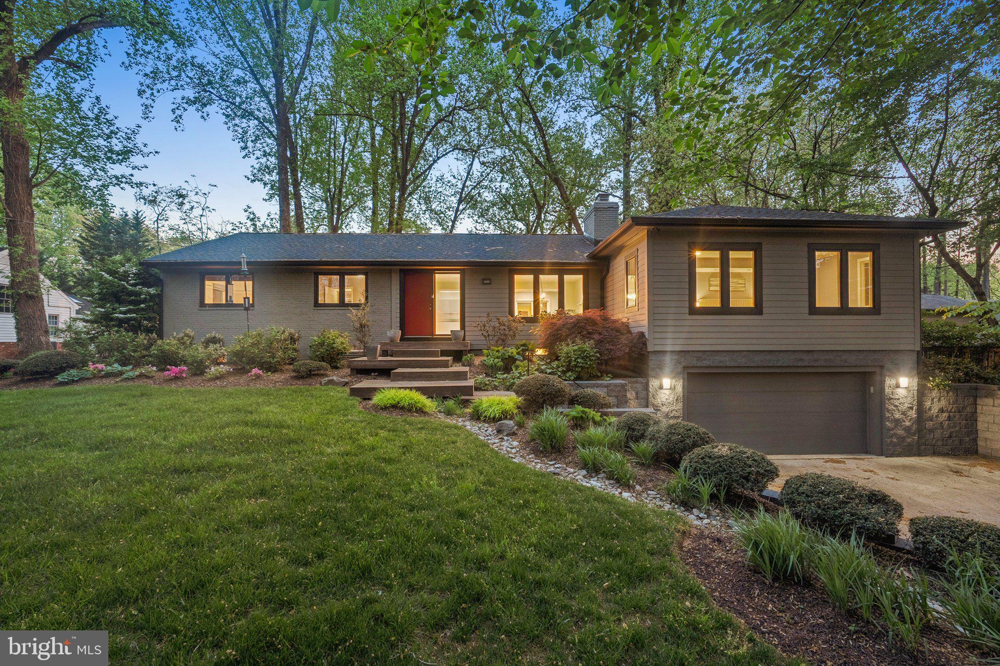 BREEZEWOOD - Residential