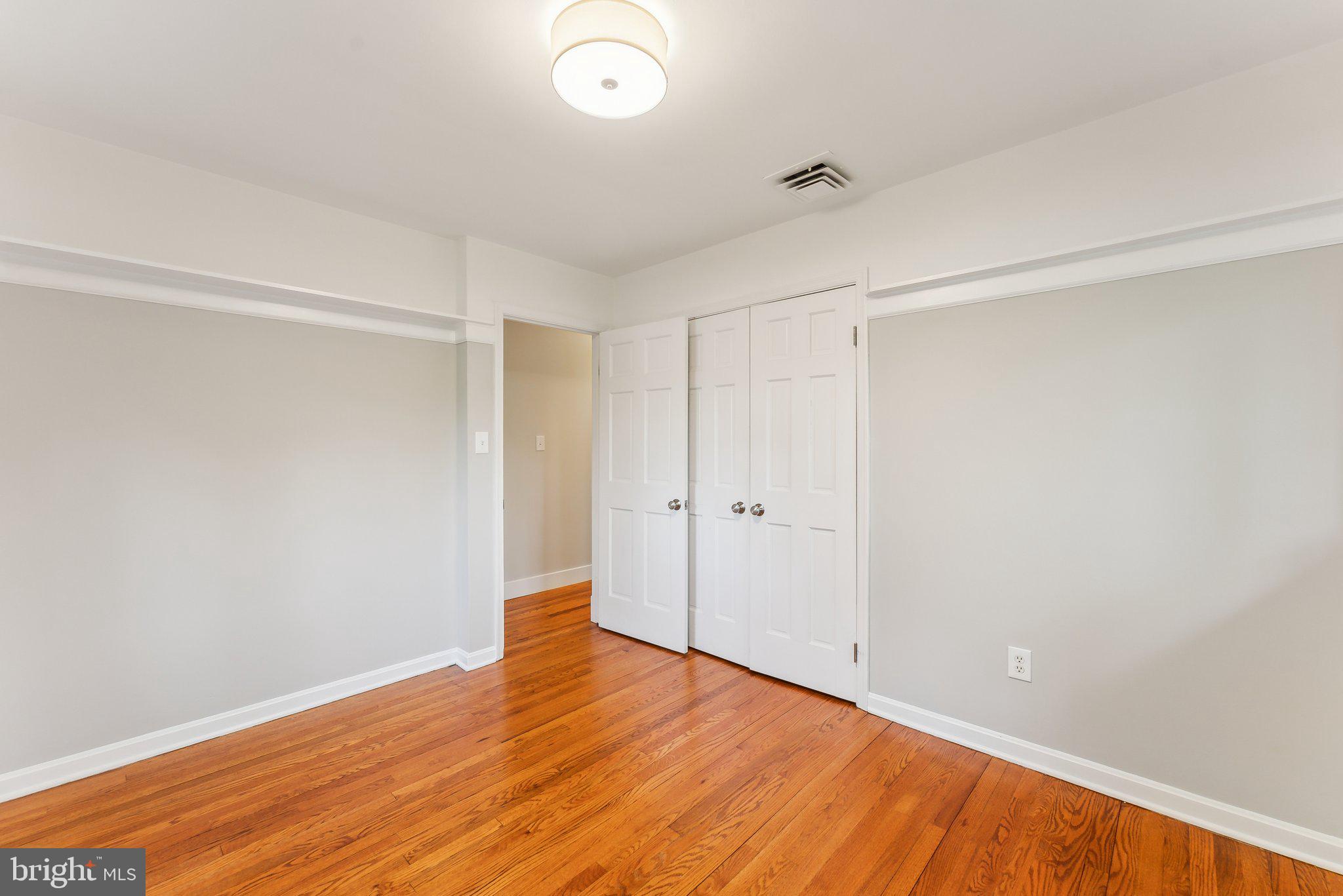 BREEZEWOOD - Residential