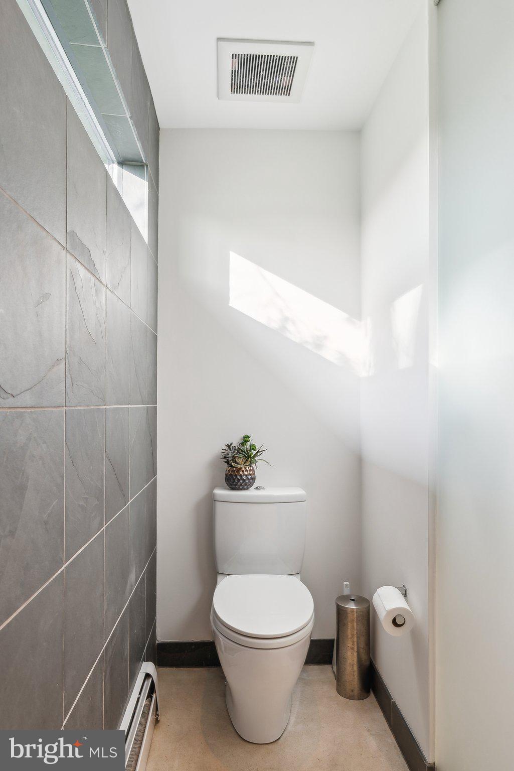 BREEZEWOOD - Residential