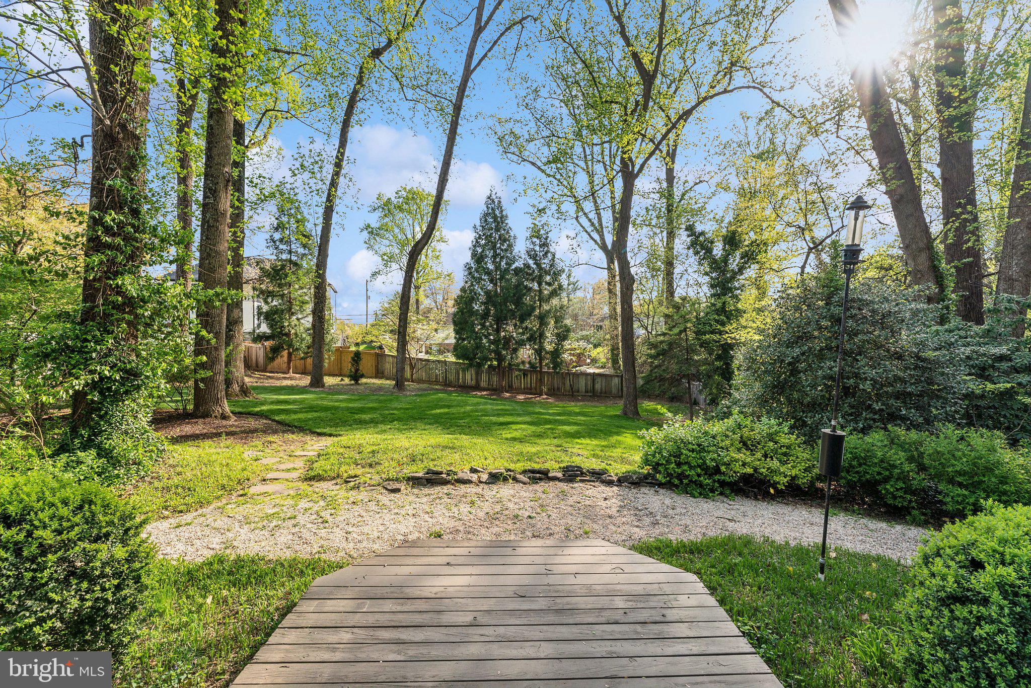 BREEZEWOOD - Residential