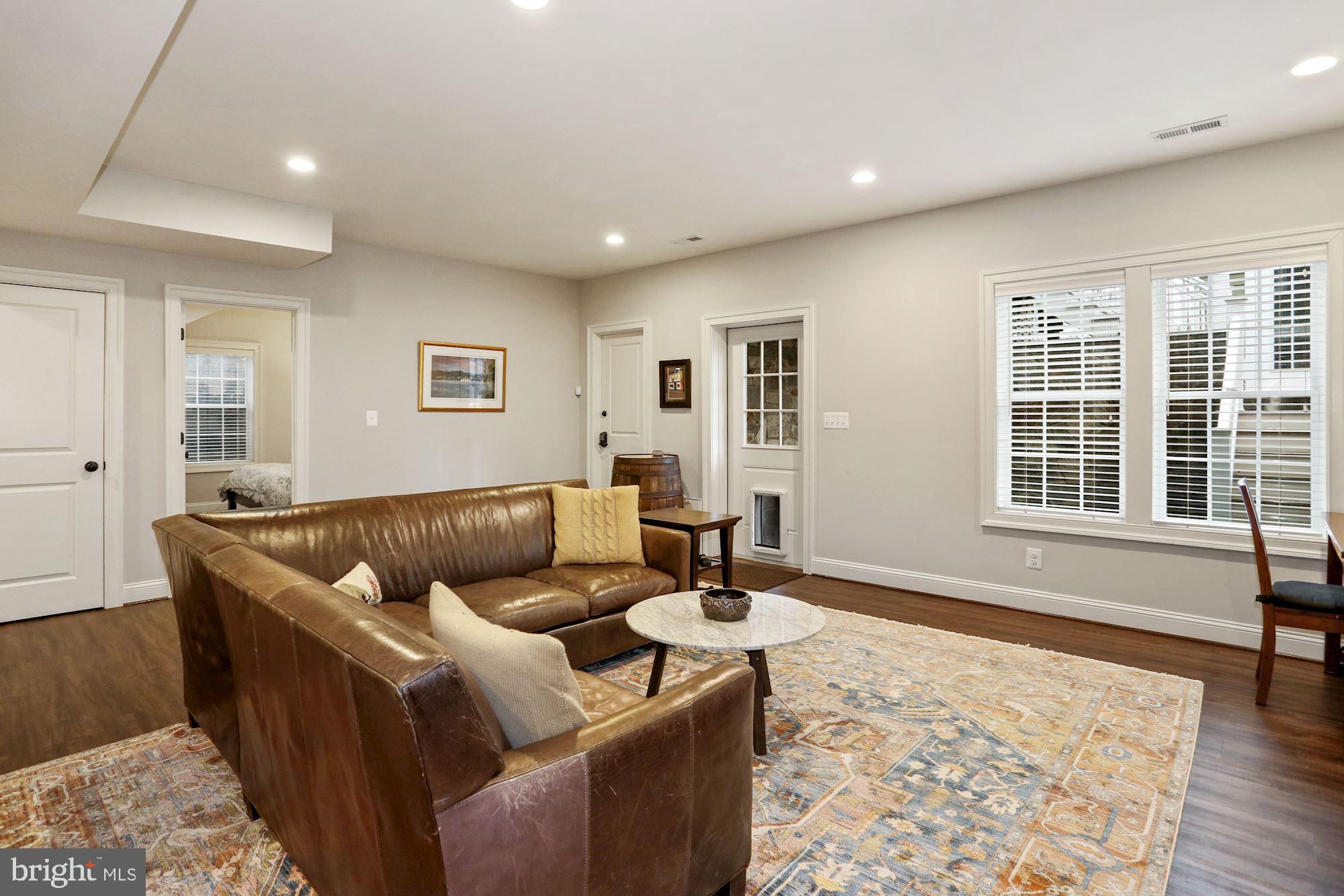 TAYLOR RUN - Residential