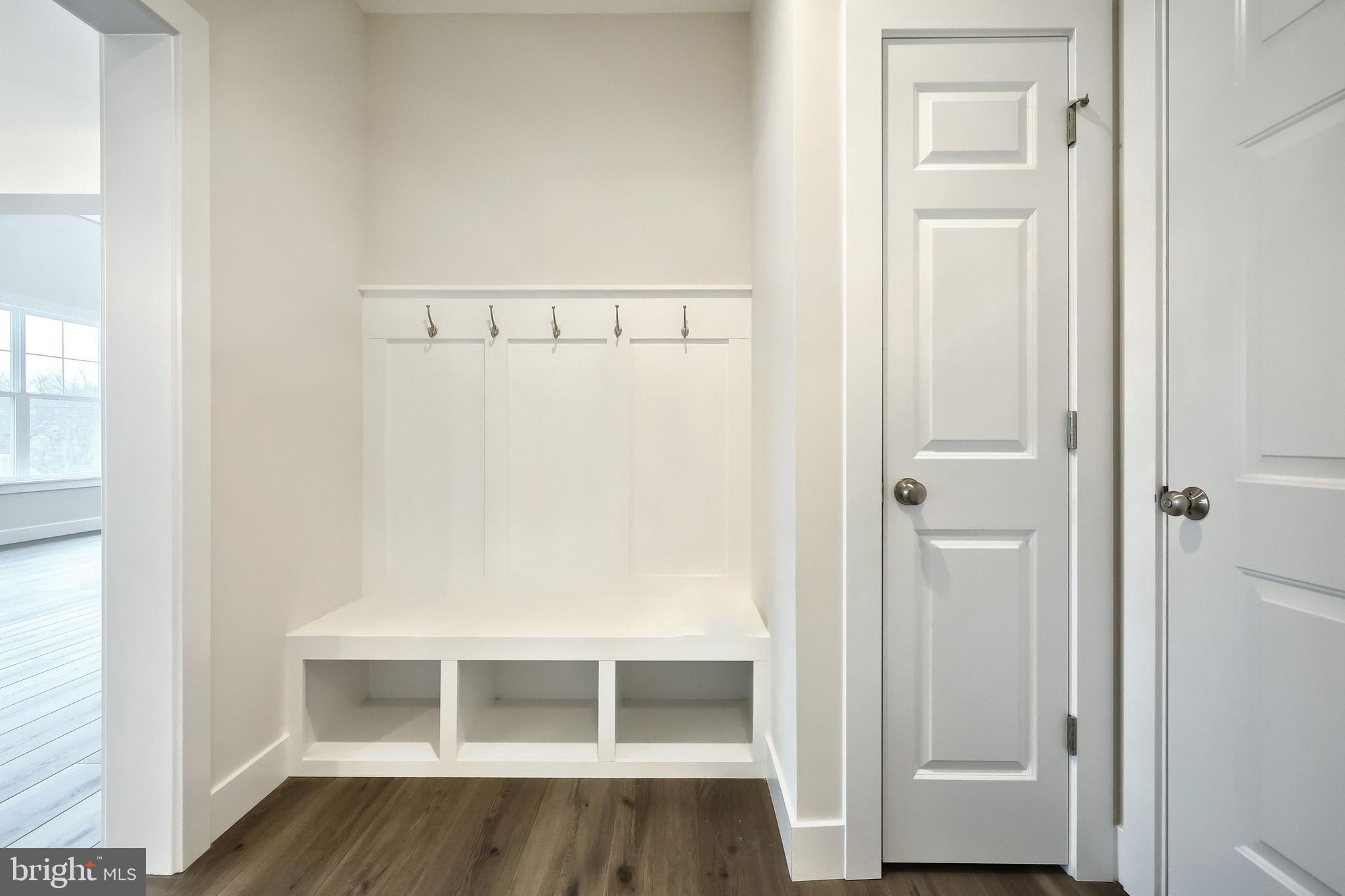 WILSHIRE ESTATES - Residential