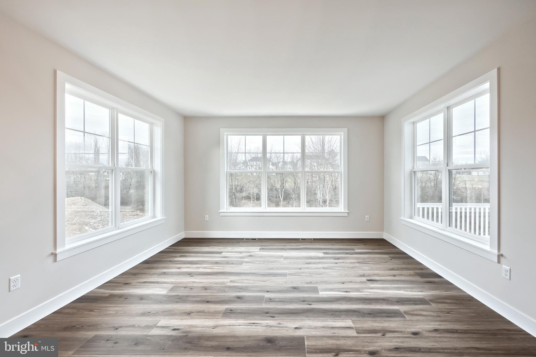 WILSHIRE ESTATES - Residential