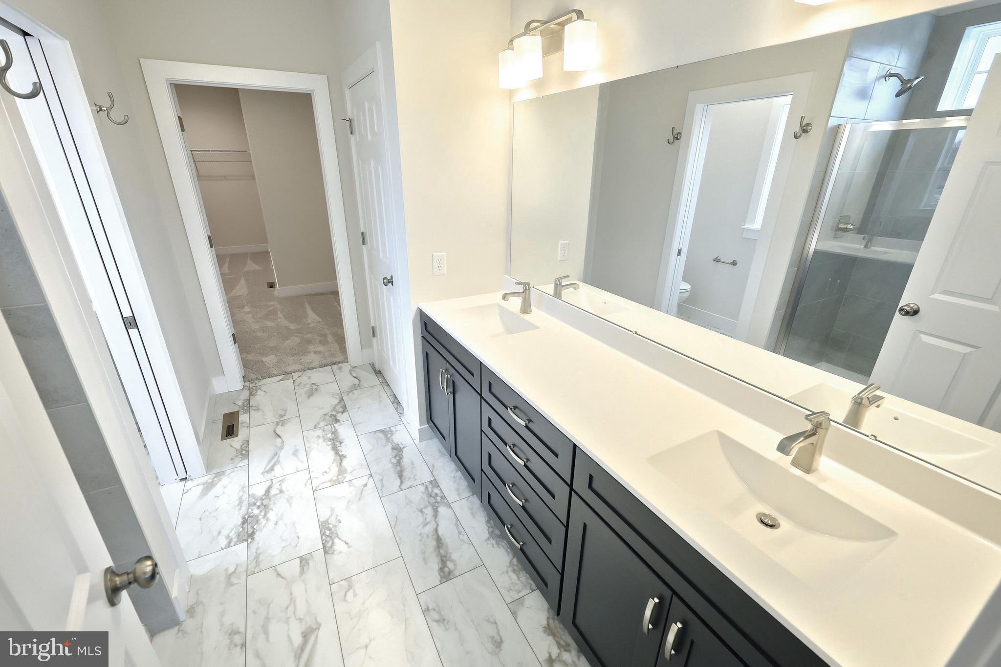 WILSHIRE ESTATES - Residential