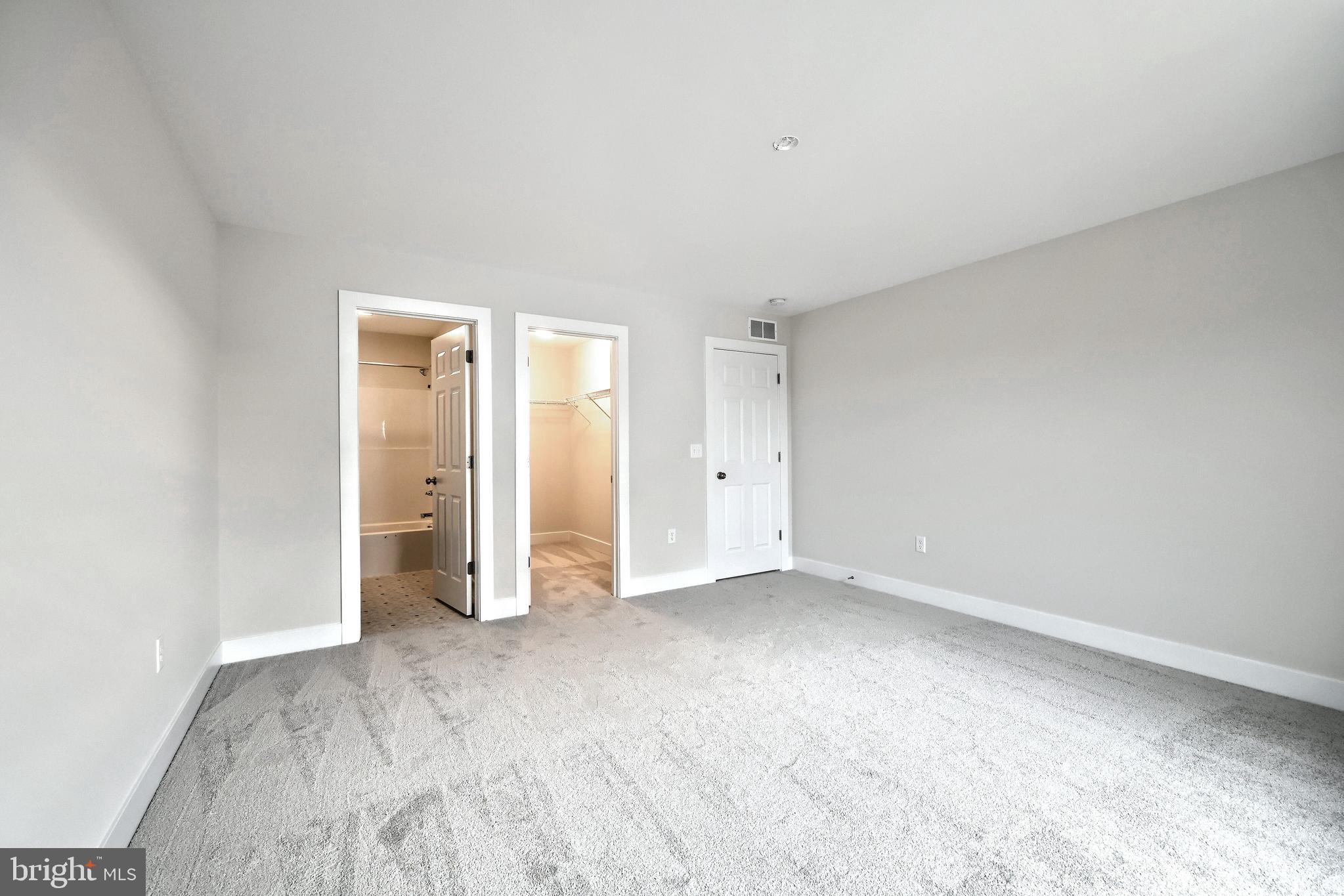 WILSHIRE ESTATES - Residential