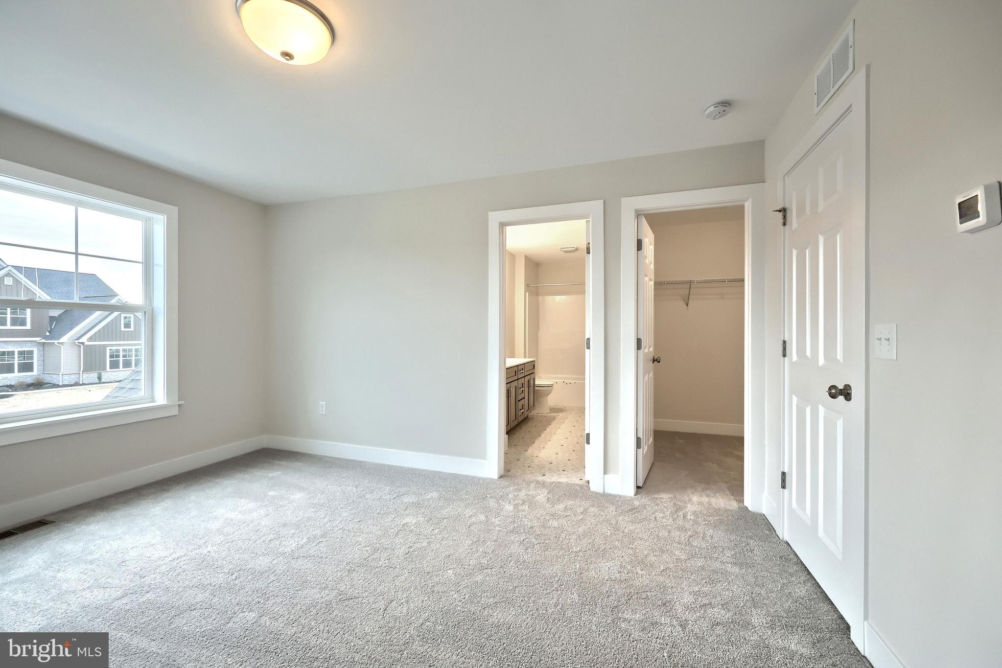 WILSHIRE ESTATES - Residential