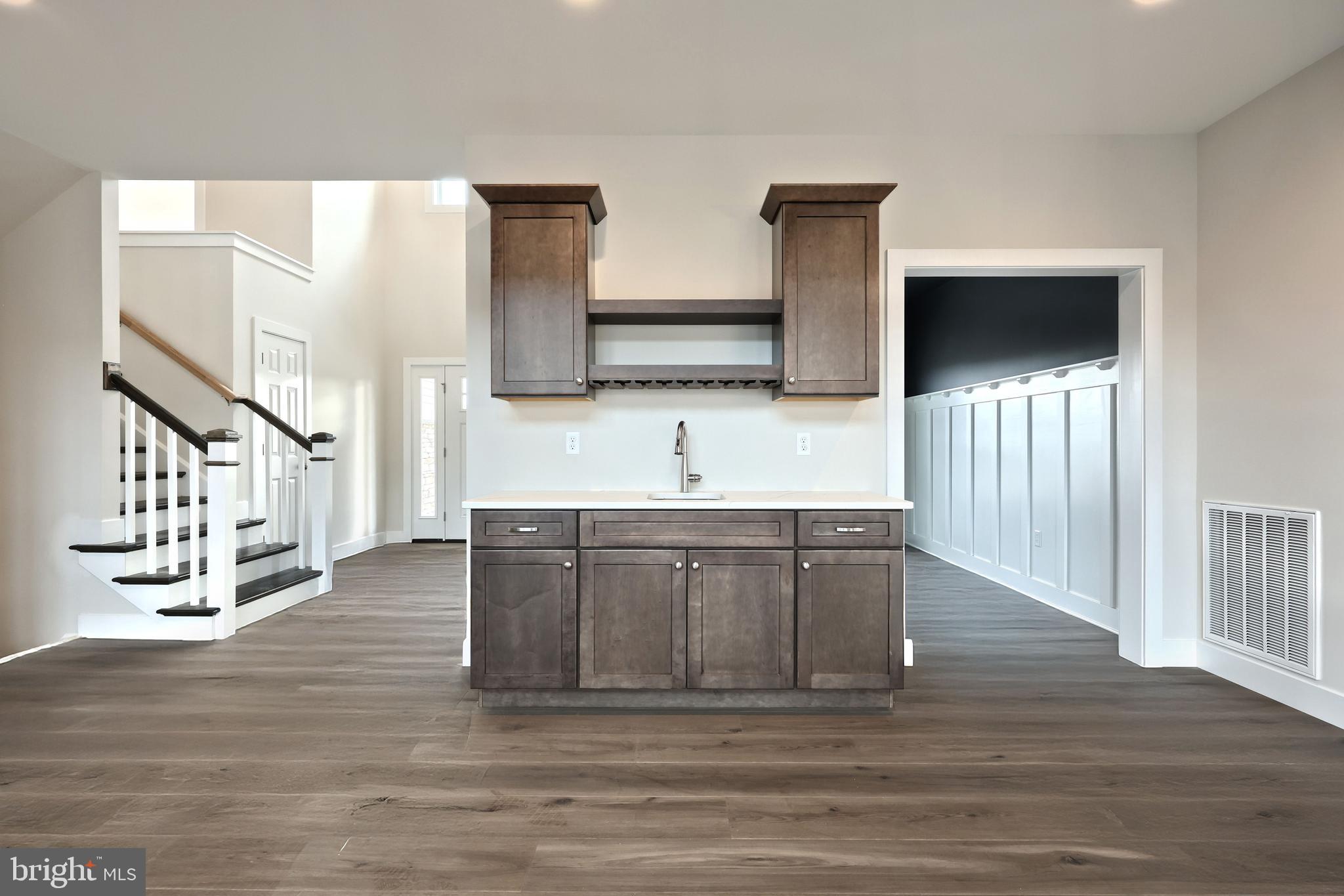 WILSHIRE ESTATES - Residential