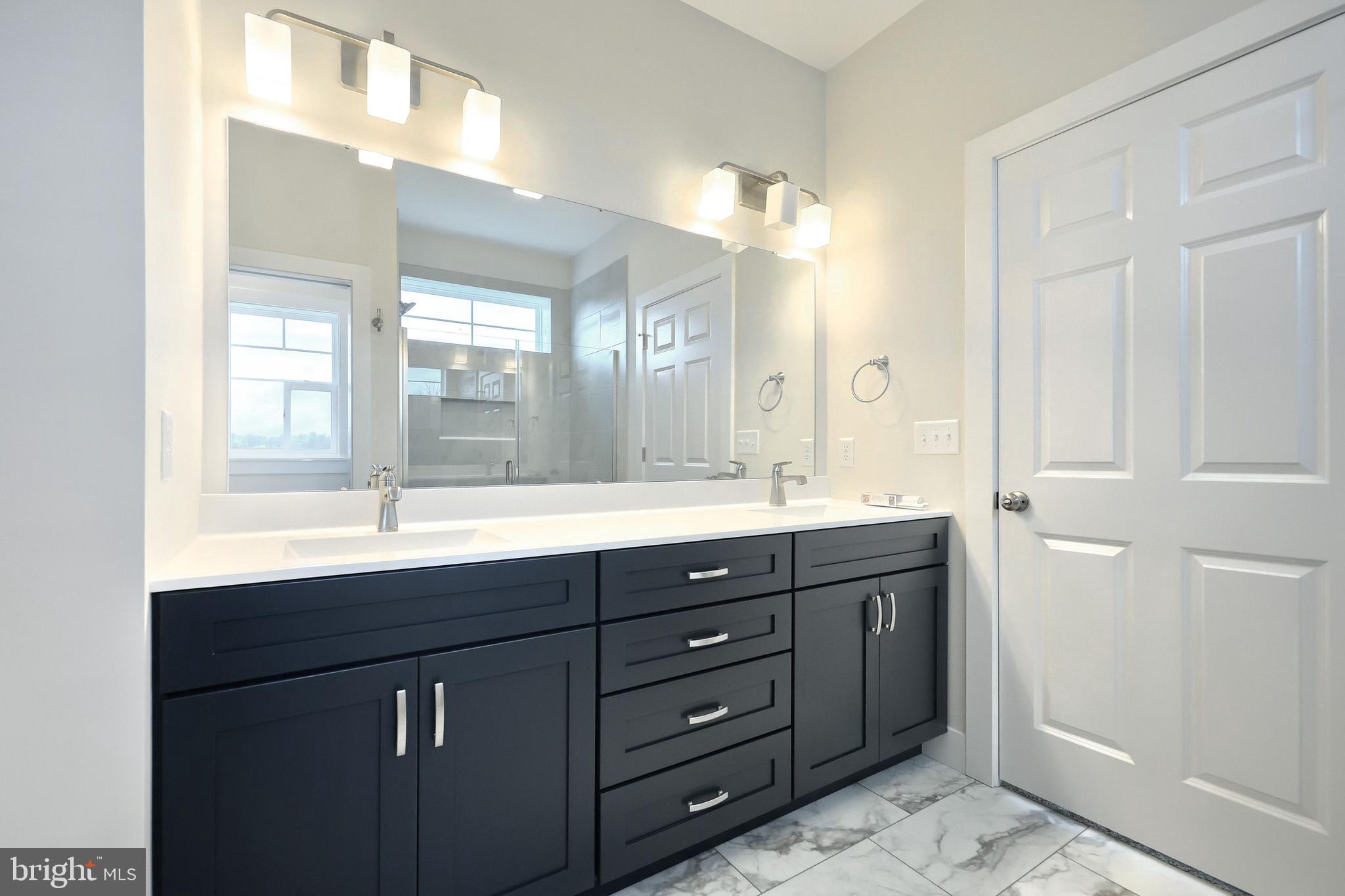 WILSHIRE ESTATES - Residential