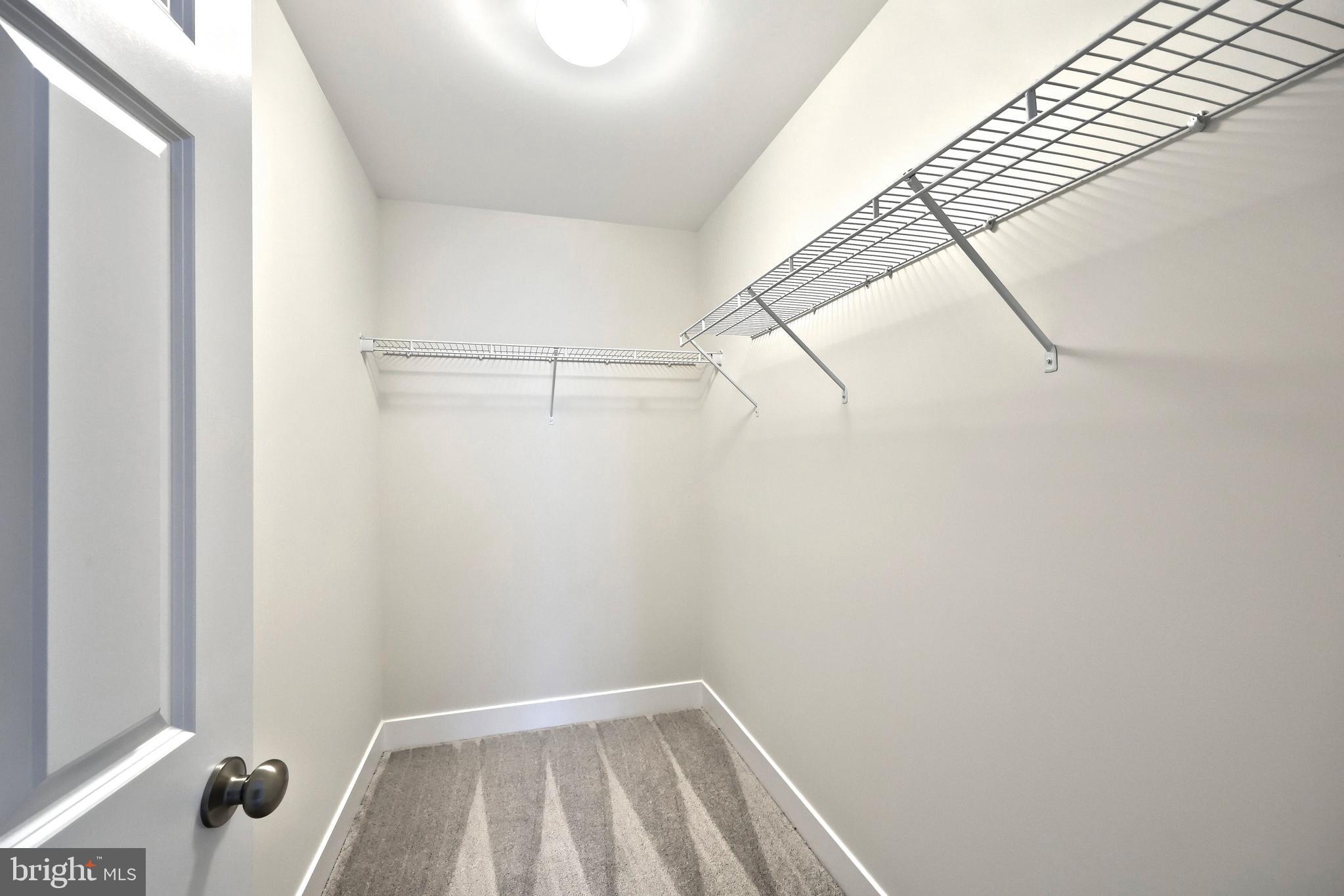 WILSHIRE ESTATES - Residential