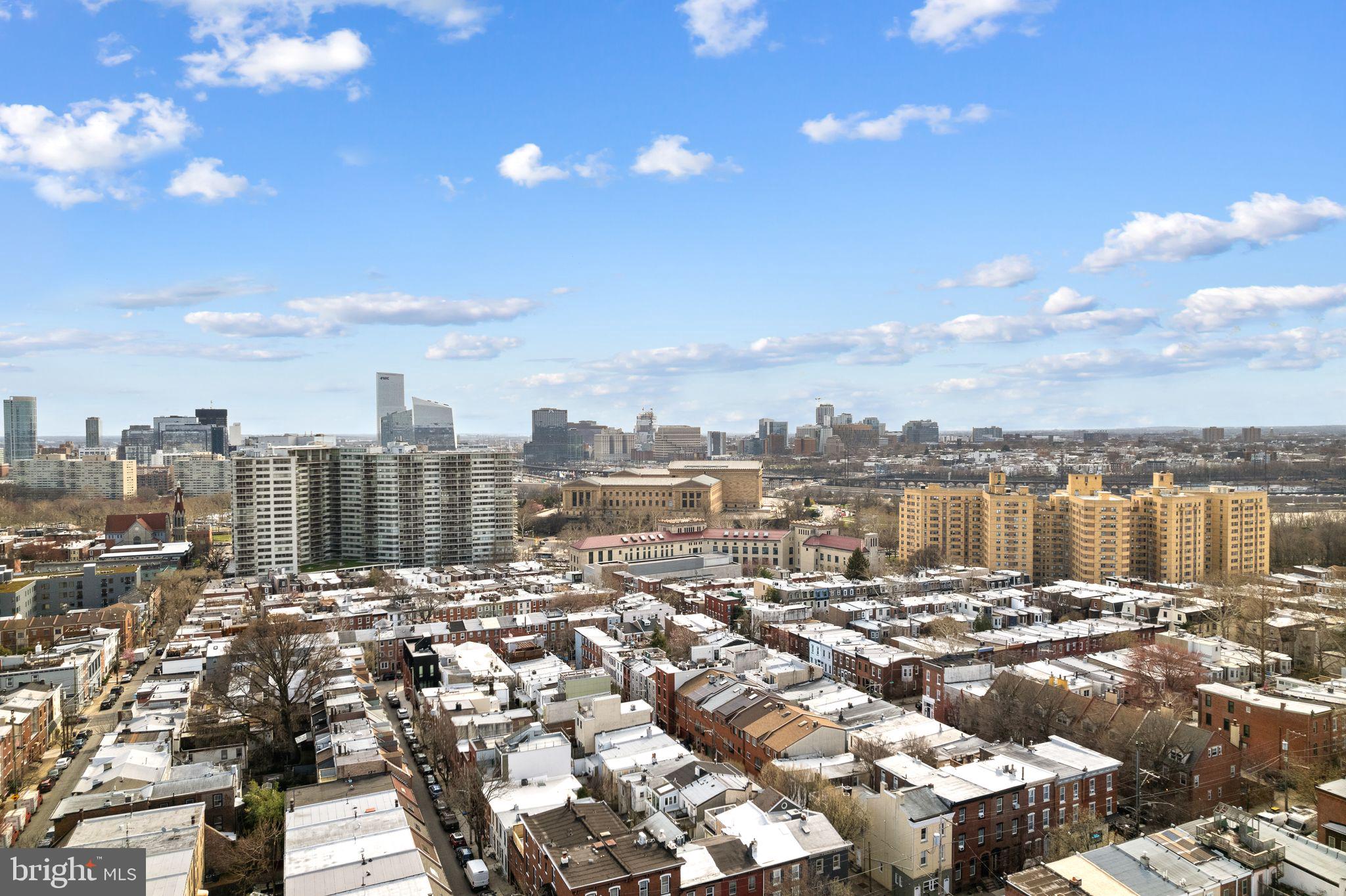 FAIRMOUNT - Residential