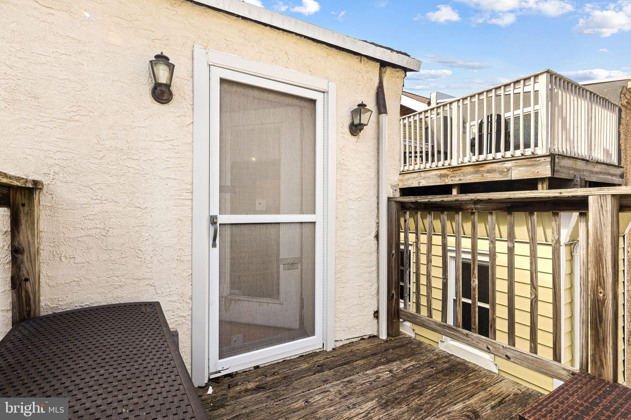 FAIRMOUNT - Residential