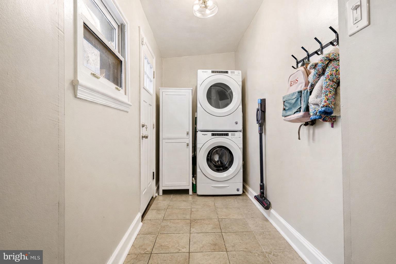 FAIRMOUNT - Residential