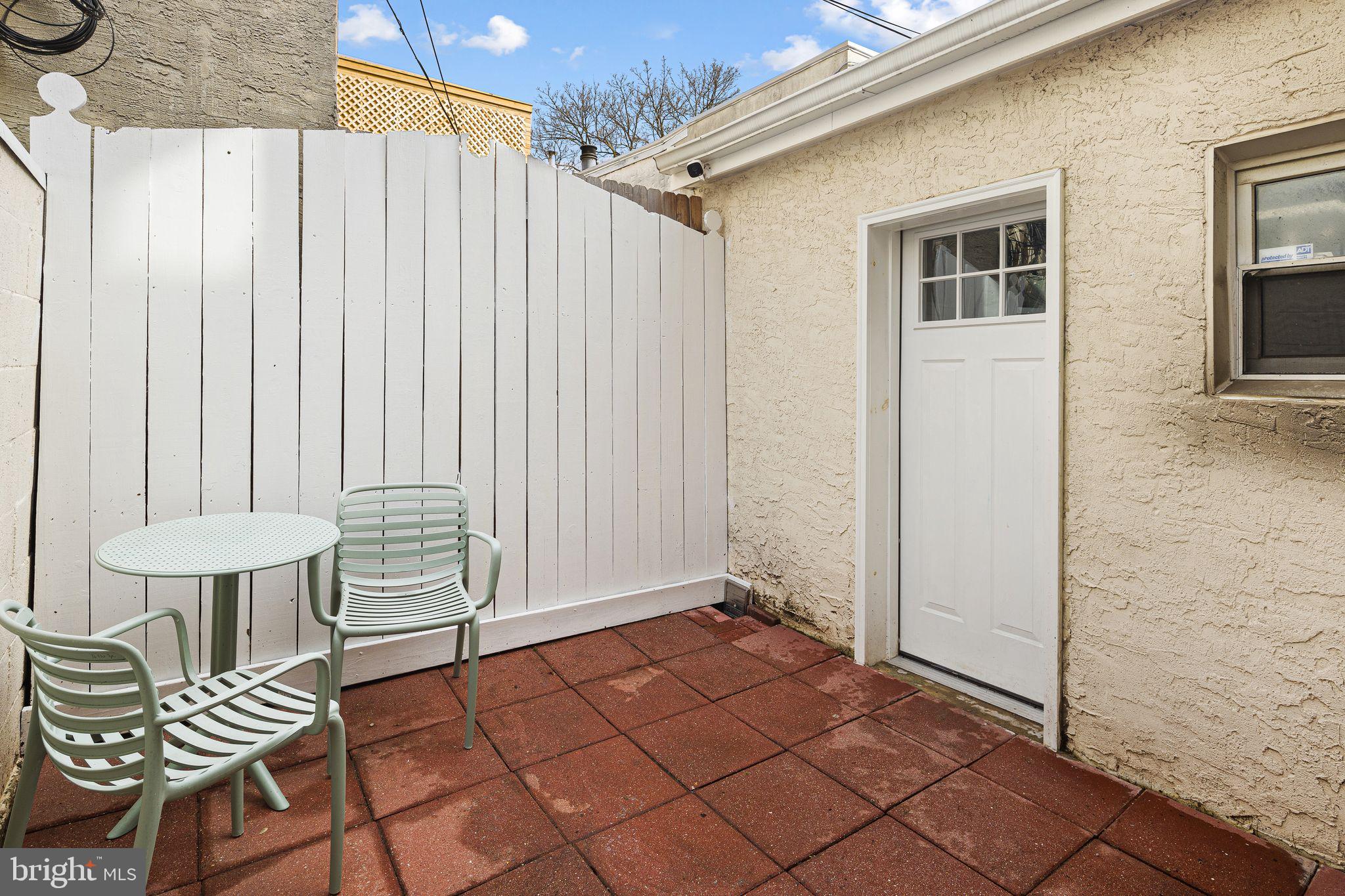 FAIRMOUNT - Residential