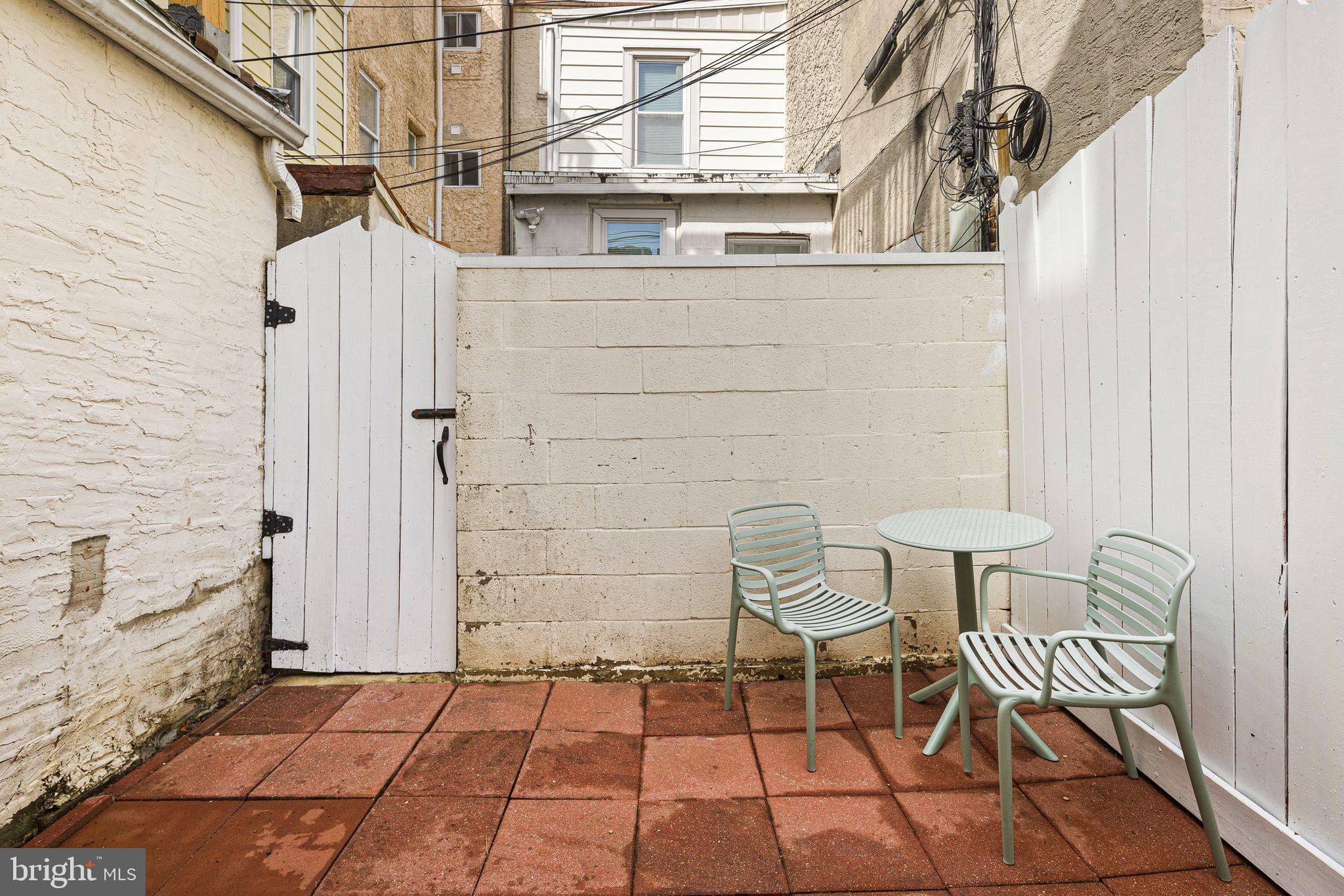 FAIRMOUNT - Residential