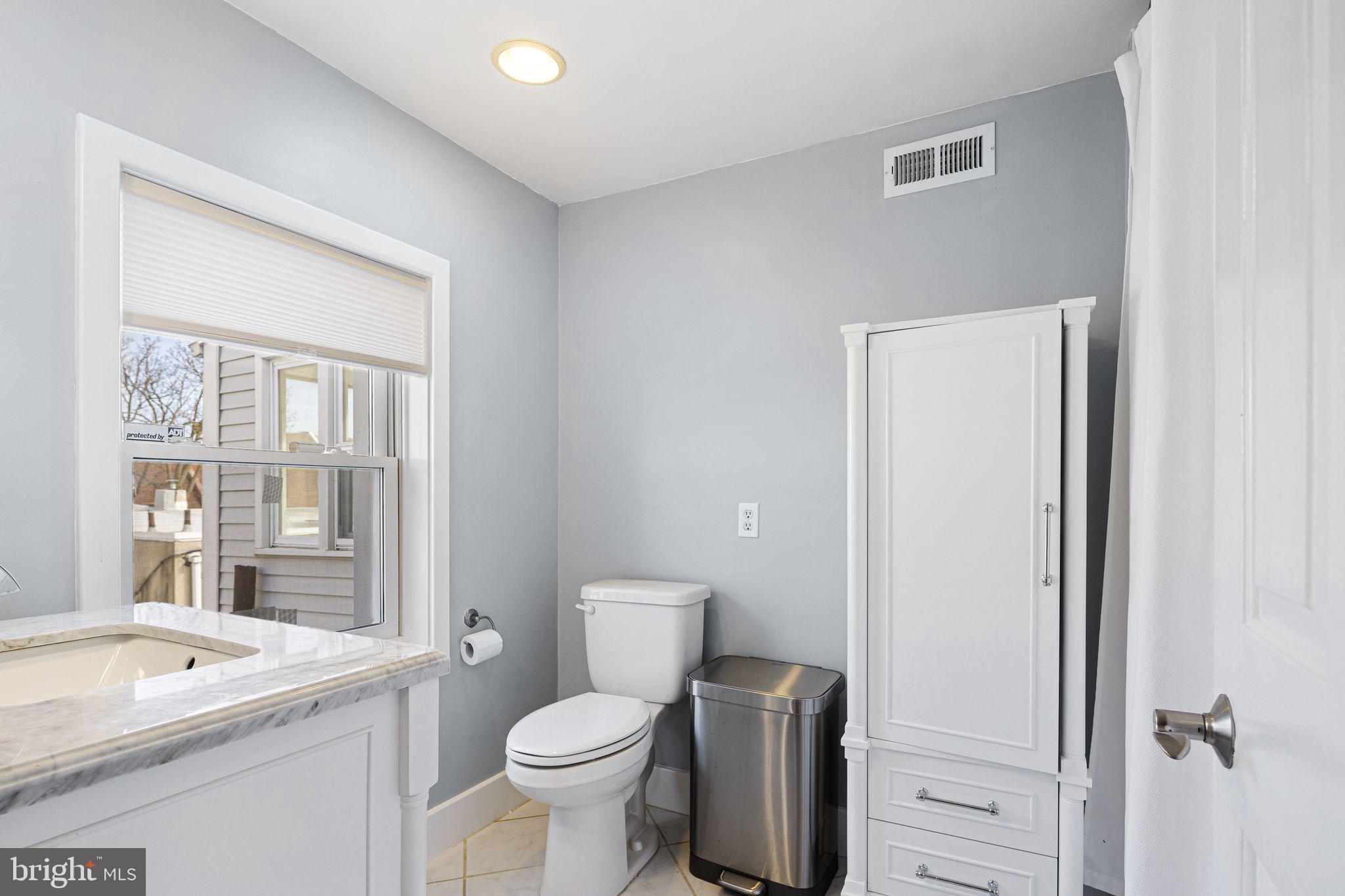 FAIRMOUNT - Residential