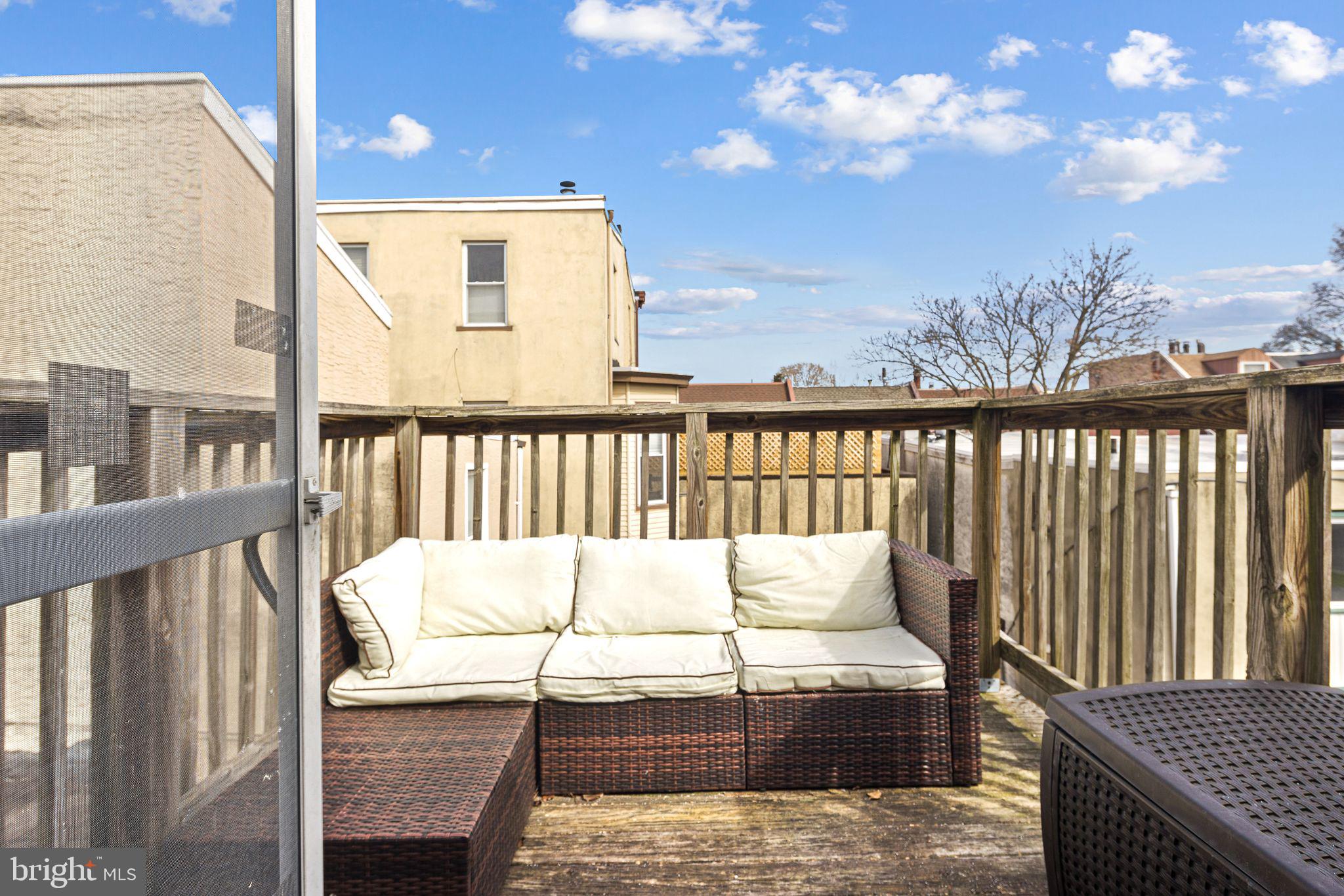 FAIRMOUNT - Residential