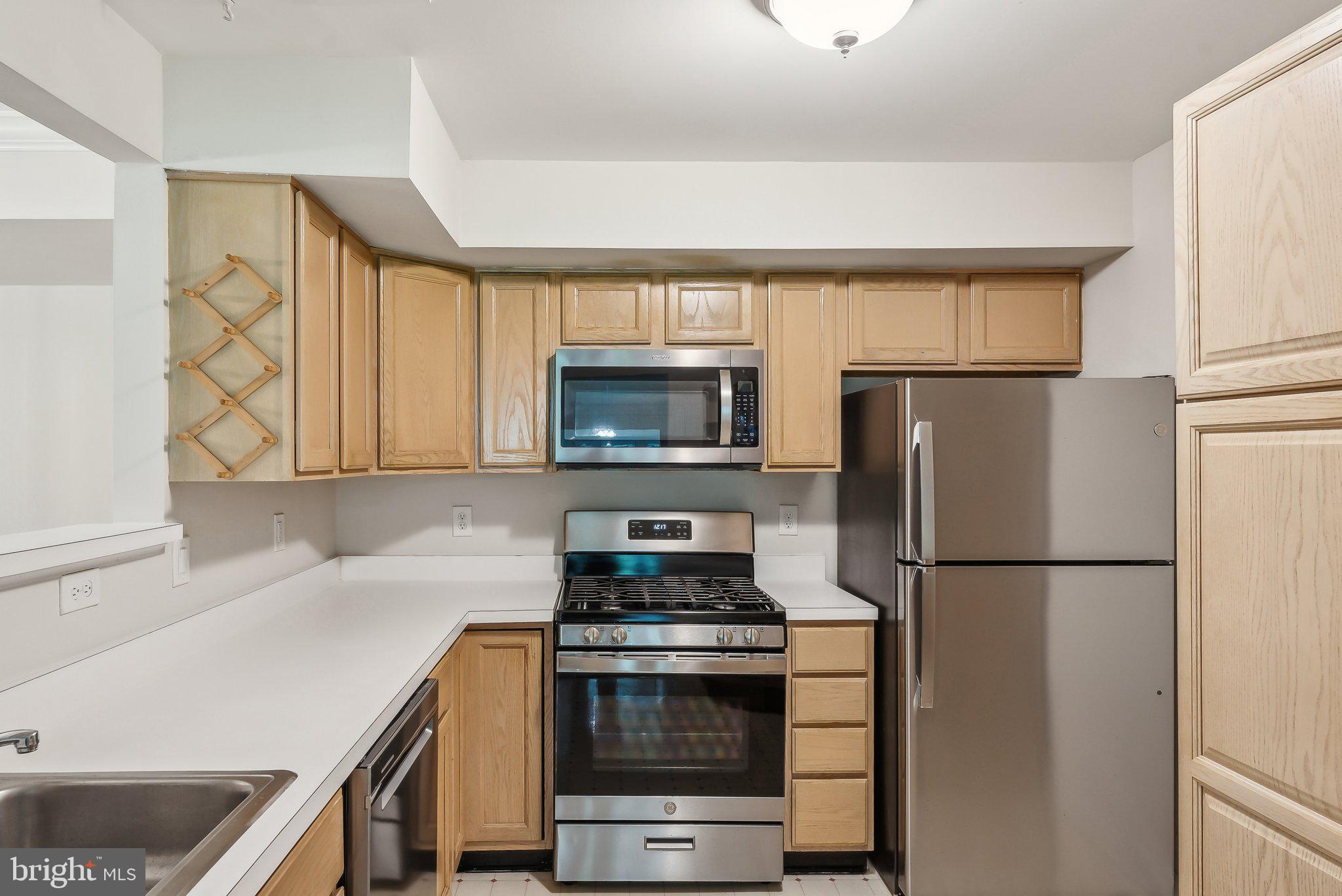 HIGHLAND AT GUNSTON CORNER - Residential